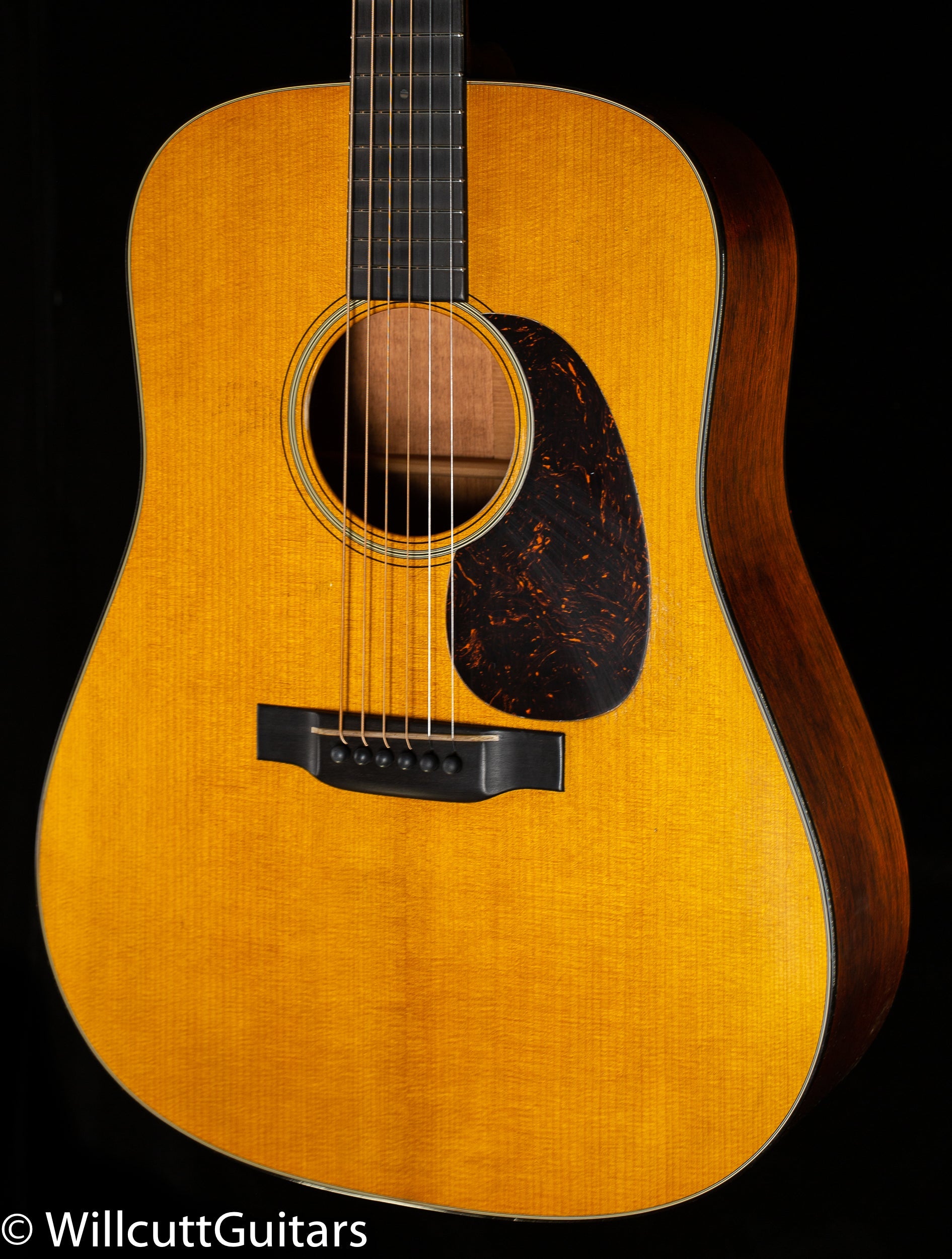Martin D-18 Authentic 1939 VTS Aged (492)