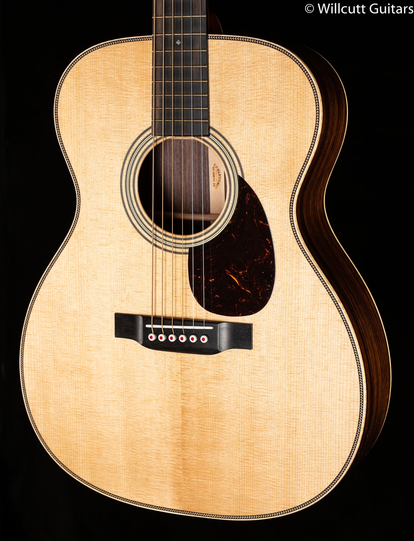 Martin OM-28 Modern Deluxe (019)