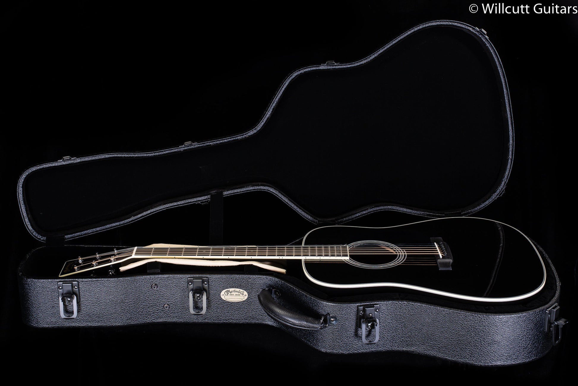 Martin D-35 Johnny Cash (141)