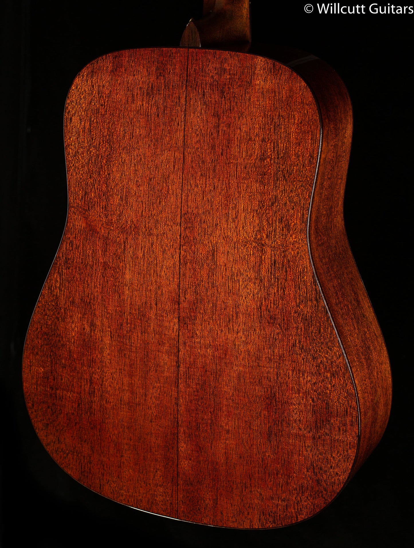 Martin D-18E Modern Deluxe (728)
