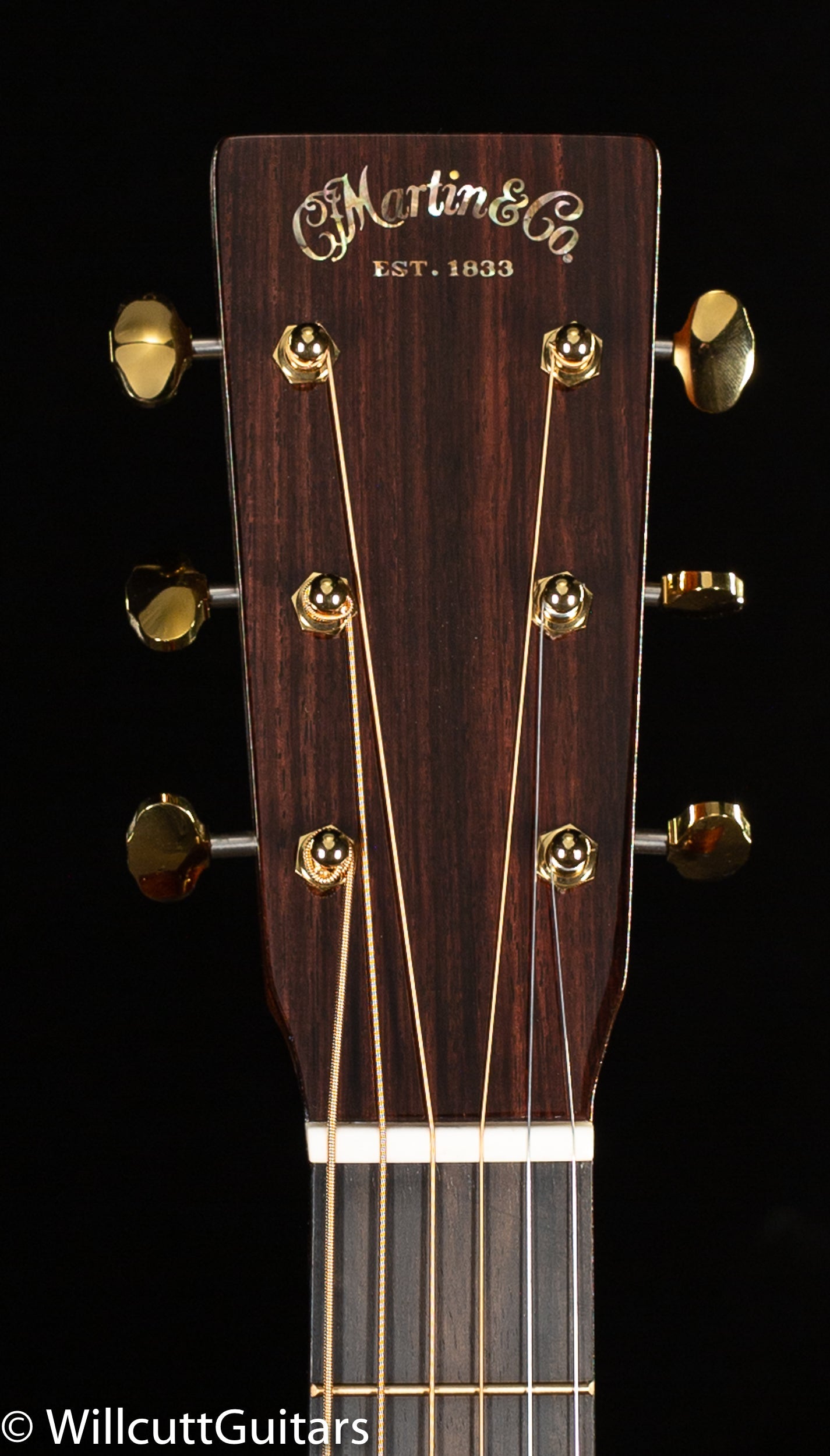 Martin D-18E Modern Deluxe (834)
