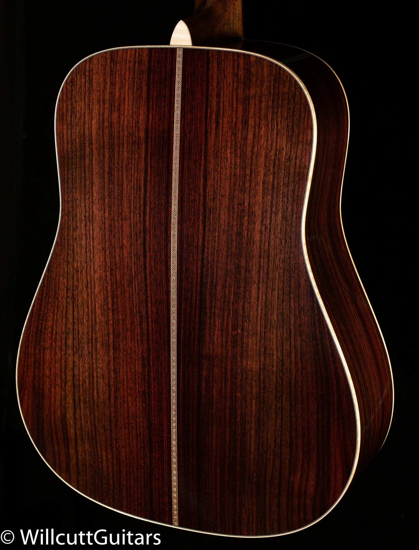 Martin D-28 Modern Deluxe (703)