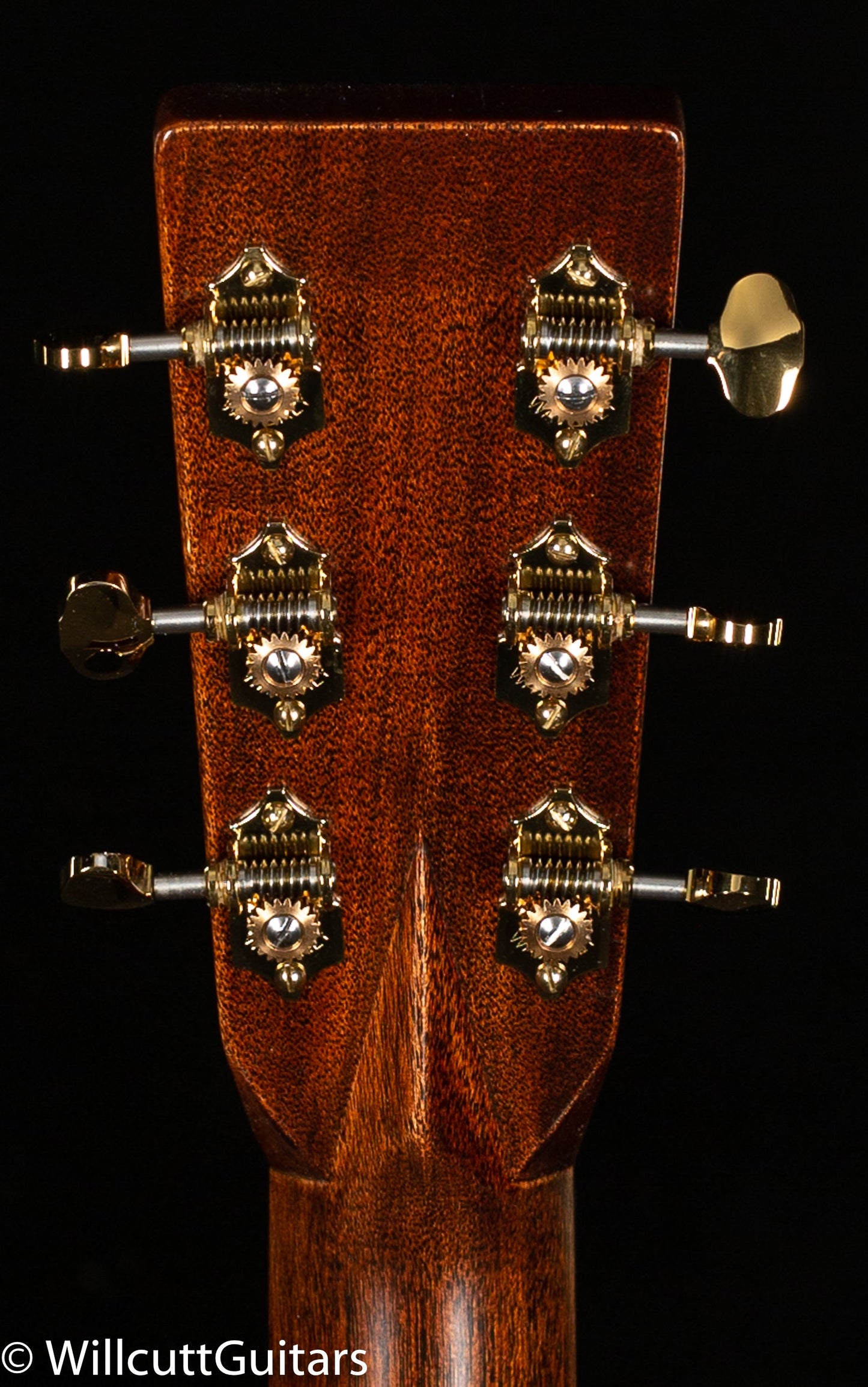 Martin D-28 Modern Deluxe (703)