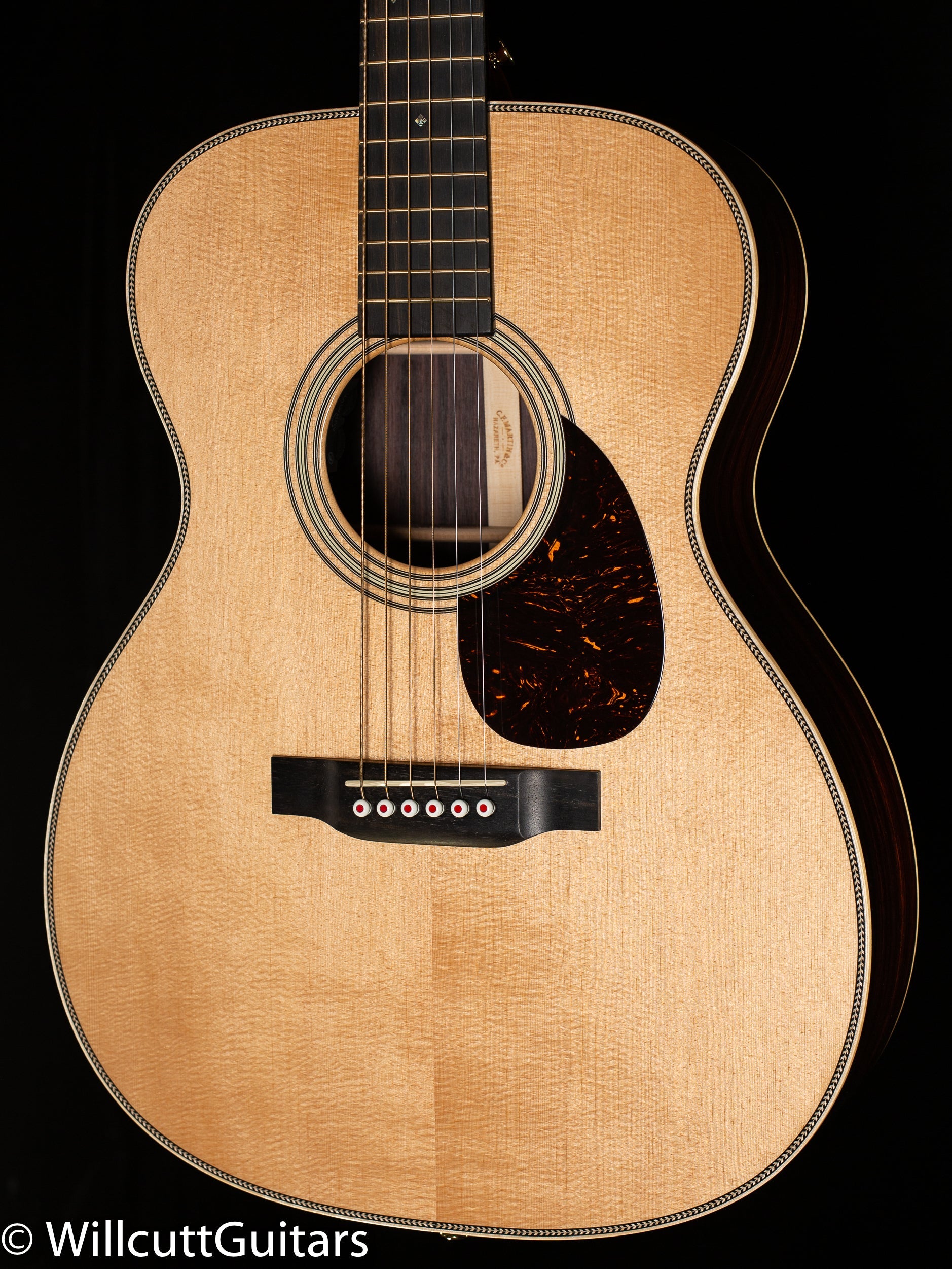 Martin OM-28E Modern Deluxe (834)
