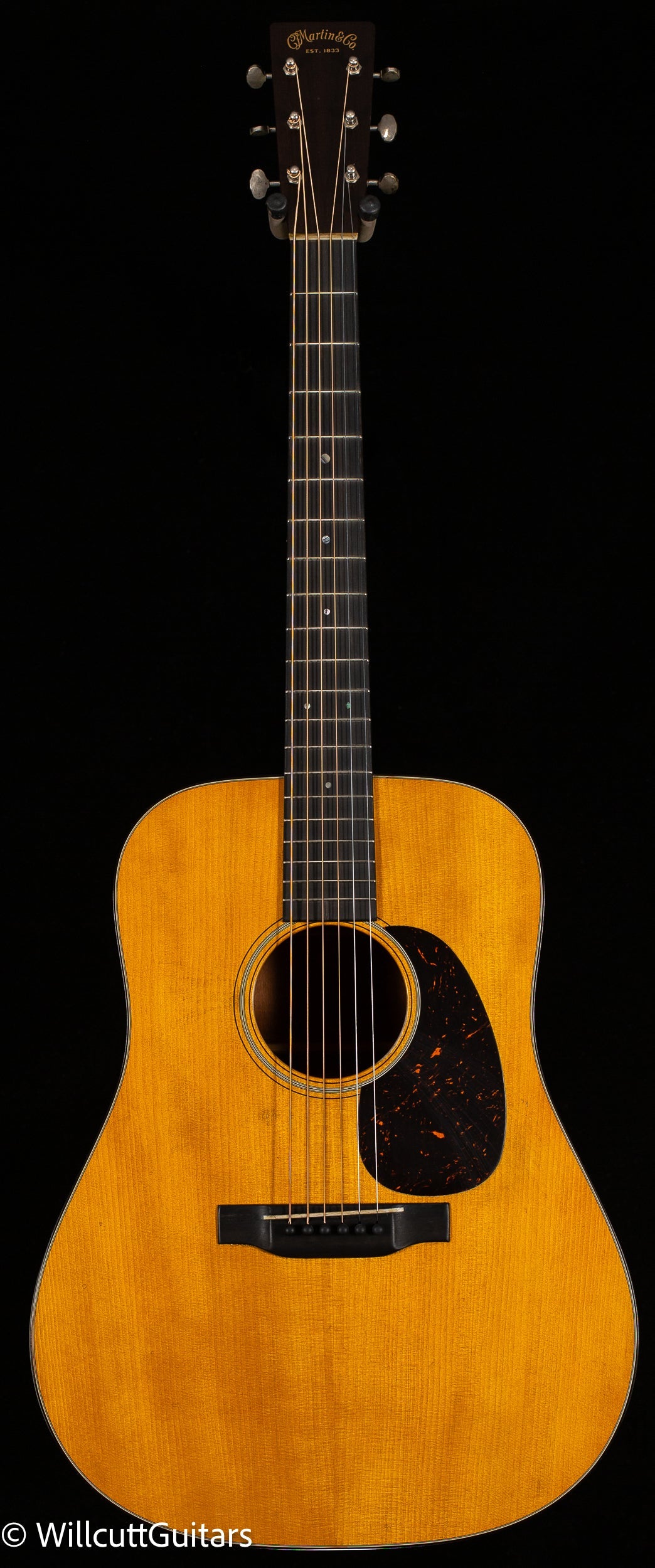 Martin D-18 Authentic 1937 VTS Aged  (220)