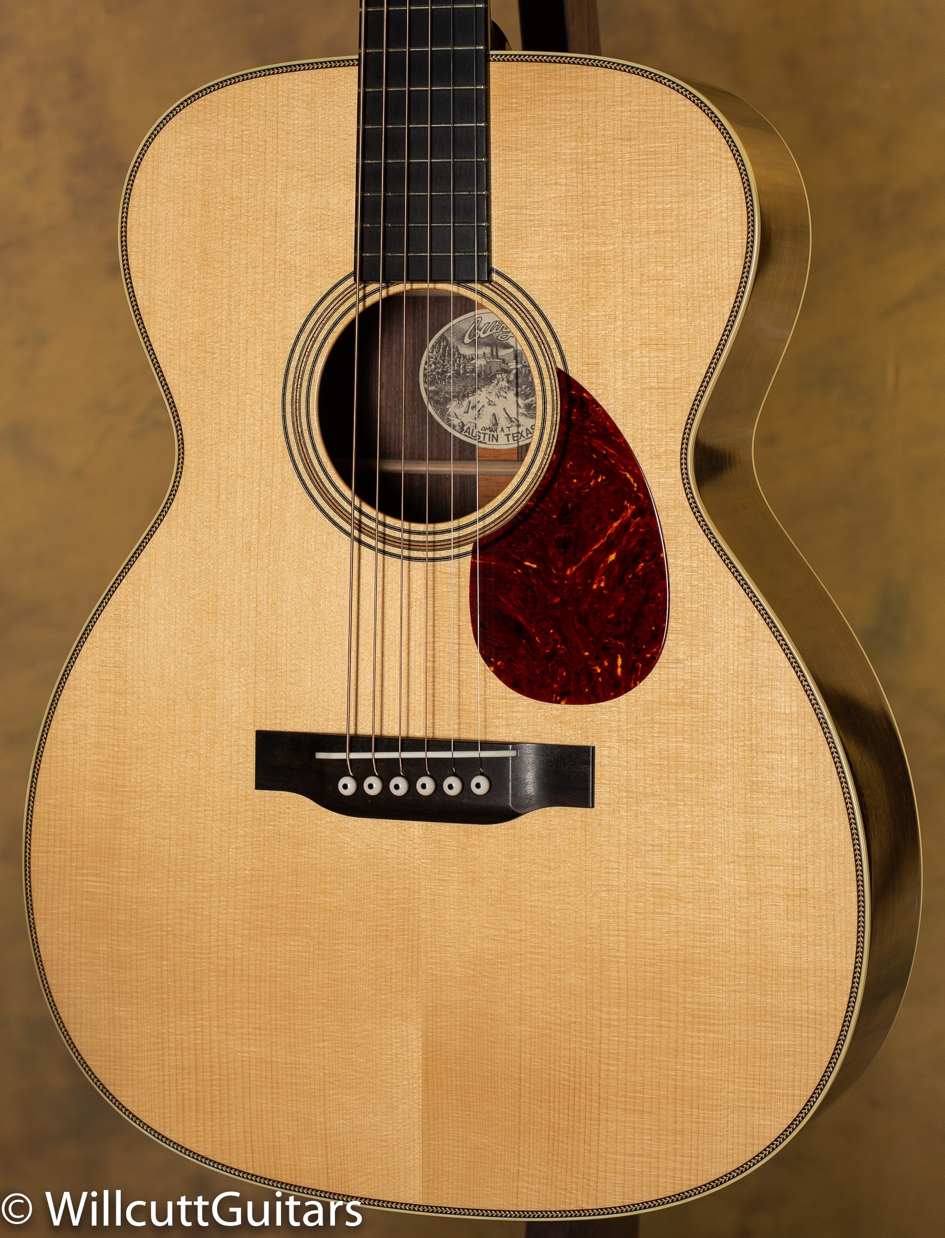 Collings OM2HA-T w/ Traditional Case