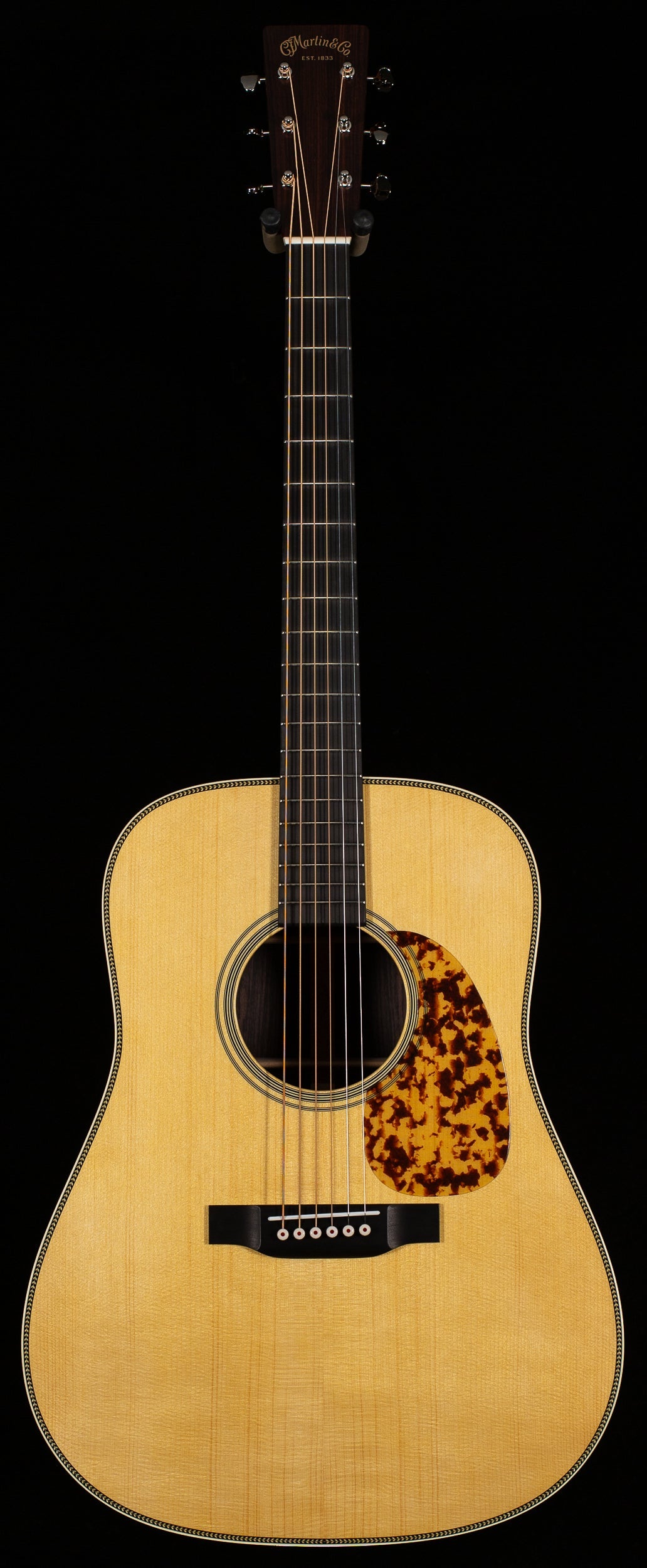 Martin Custom Shop 28 Style Dreadnought Willcutt Exclusive Large Soundhole Adirondack (258)