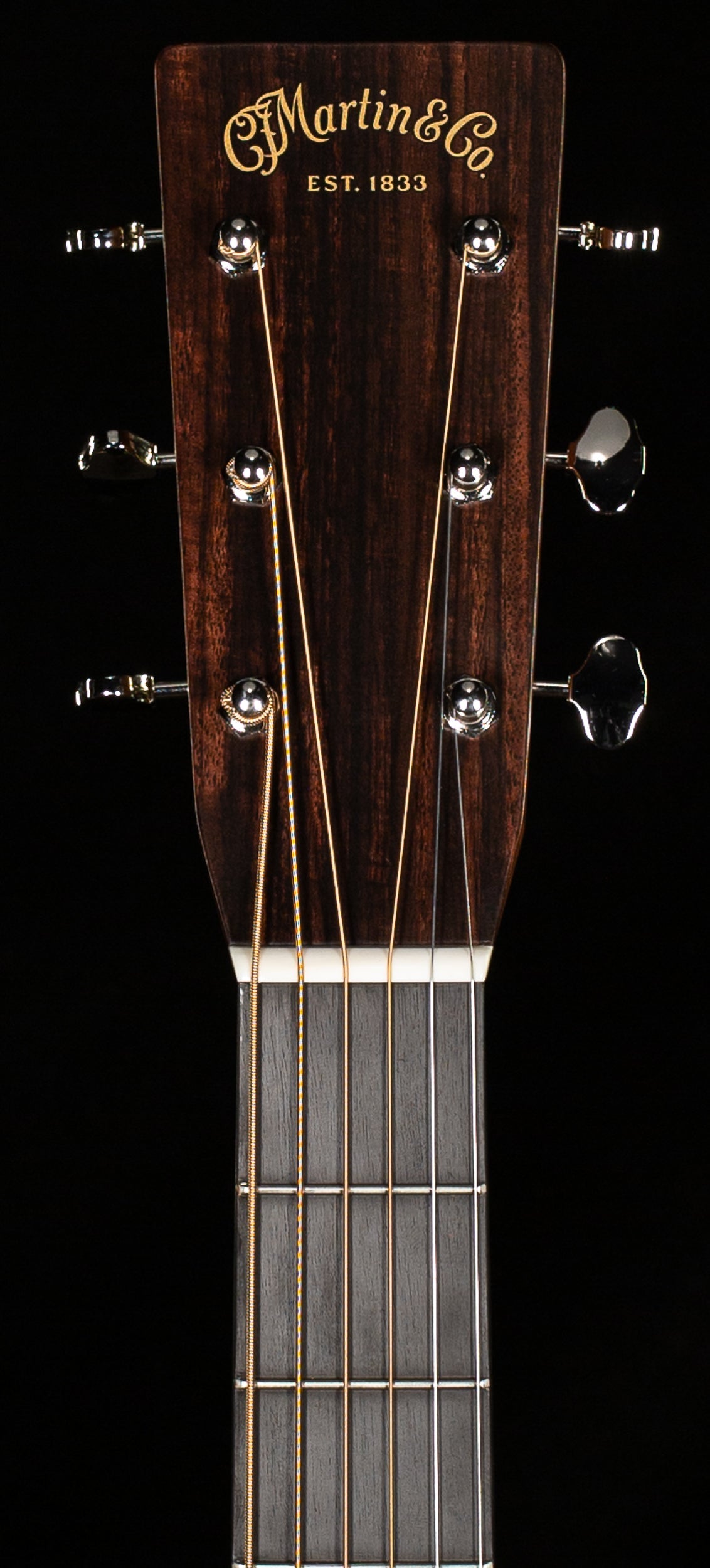 Martin Custom Shop 28 Style Dreadnought Willcutt Exclusive Large Soundhole Adirondack (259)