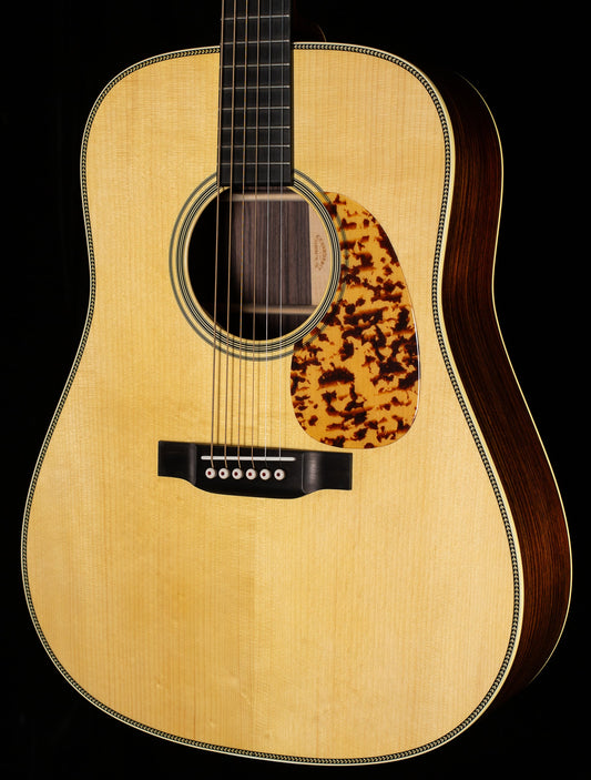 Martin Custom Shop 28 Style Dreadnought Willcutt Exclusive Large Soundhole Adirondack (260)