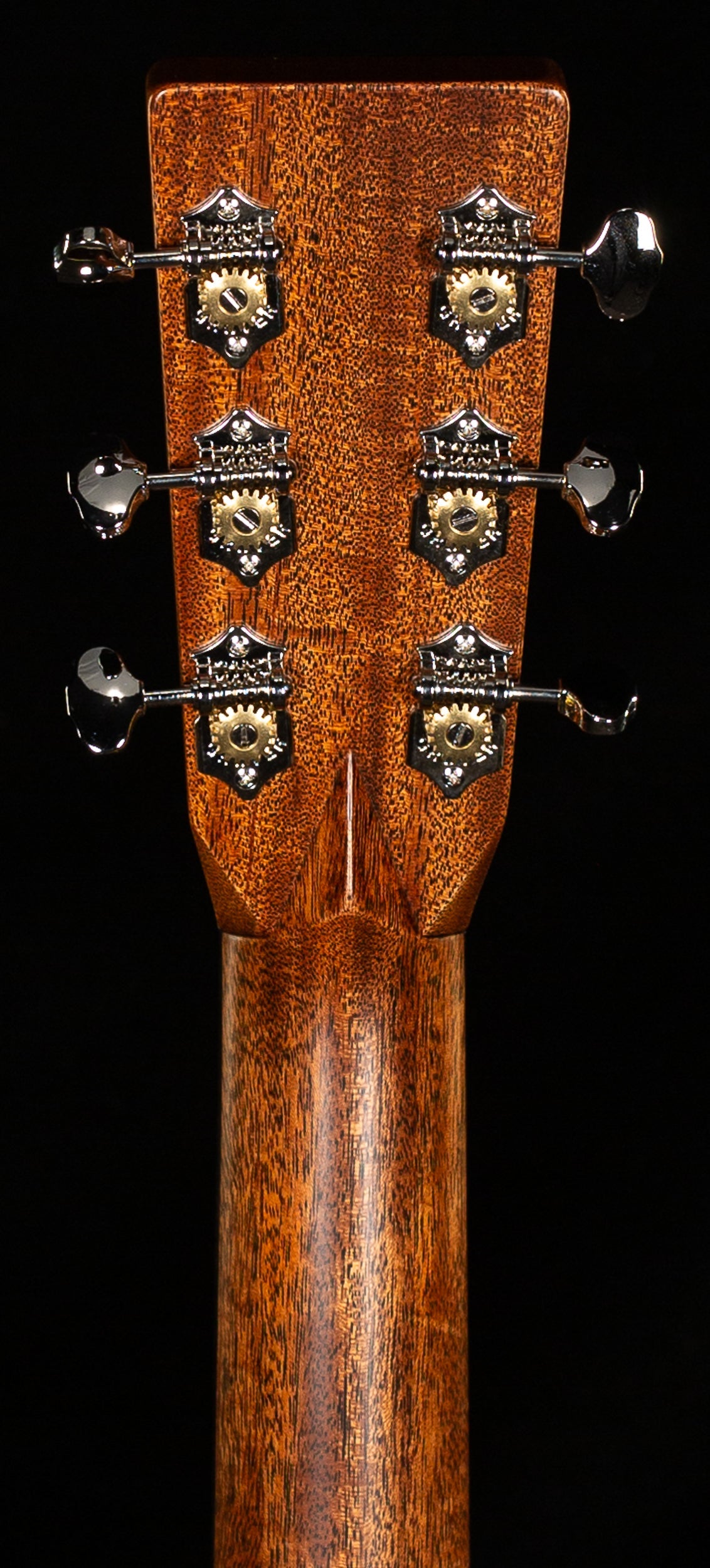 Martin Custom Shop 28 Style Dreadnought Willcutt Exclusive Large Soundhole Adirondack (808)