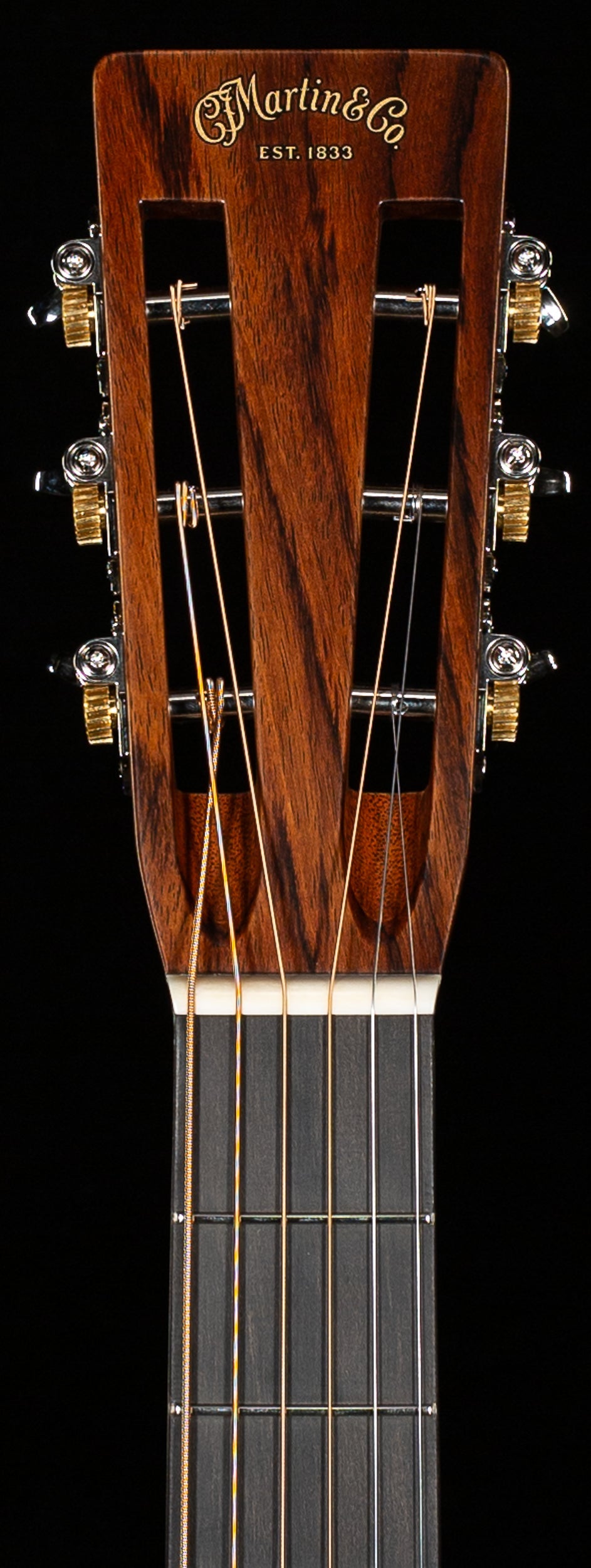 Martin Custom Shop Willcutt Exclusive 0 12 Fret Style 28 Wild Grain East Indian Rosewood (026)