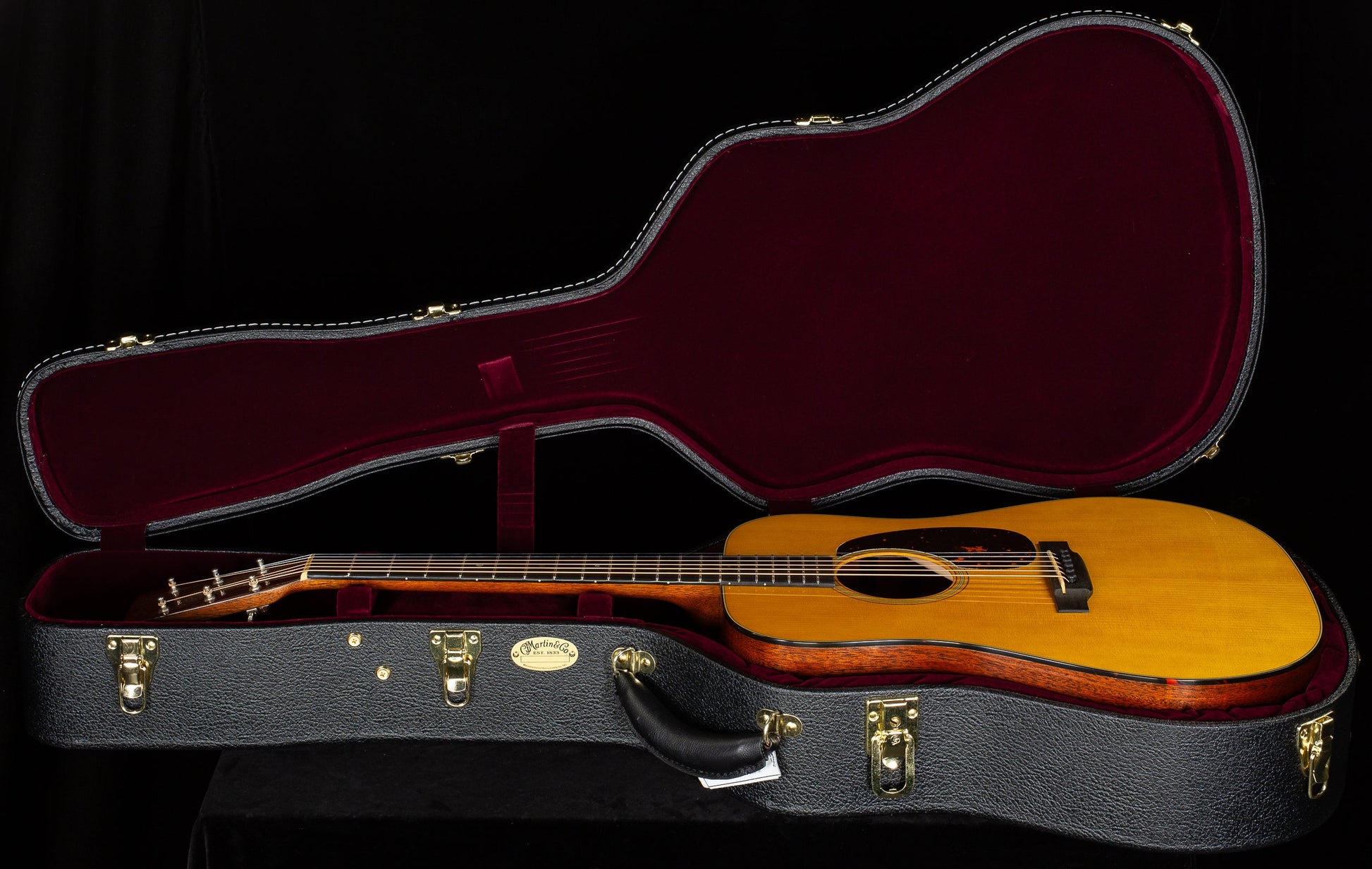 Martin Custom Shop D-18 Authentic 1937 Stage 1 Aging (418)