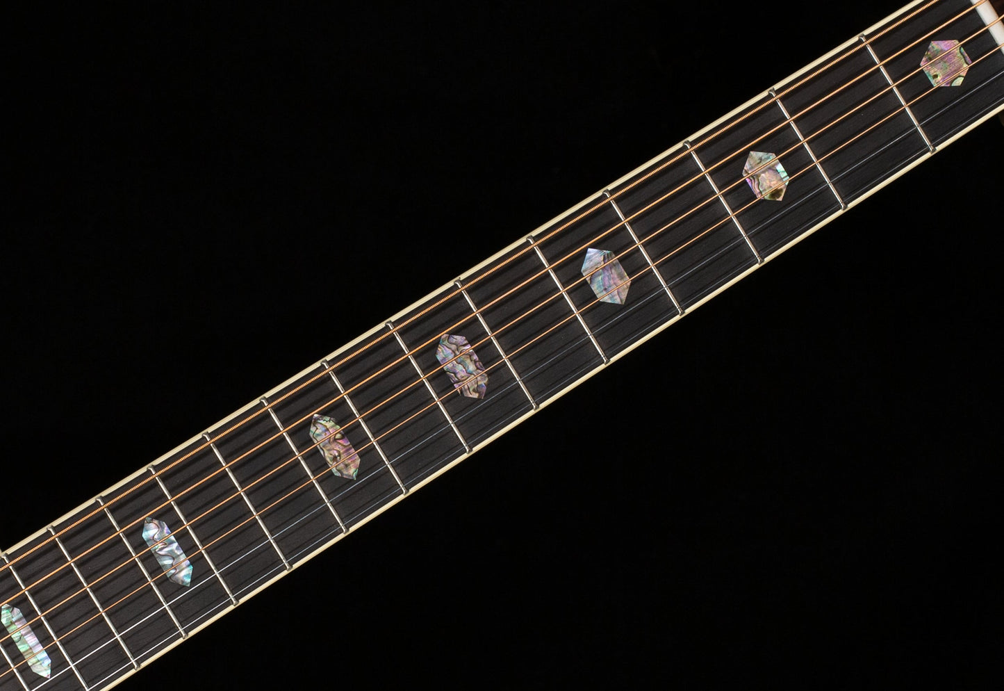 Martin D-41 Ambertone 2024 Spec (664)