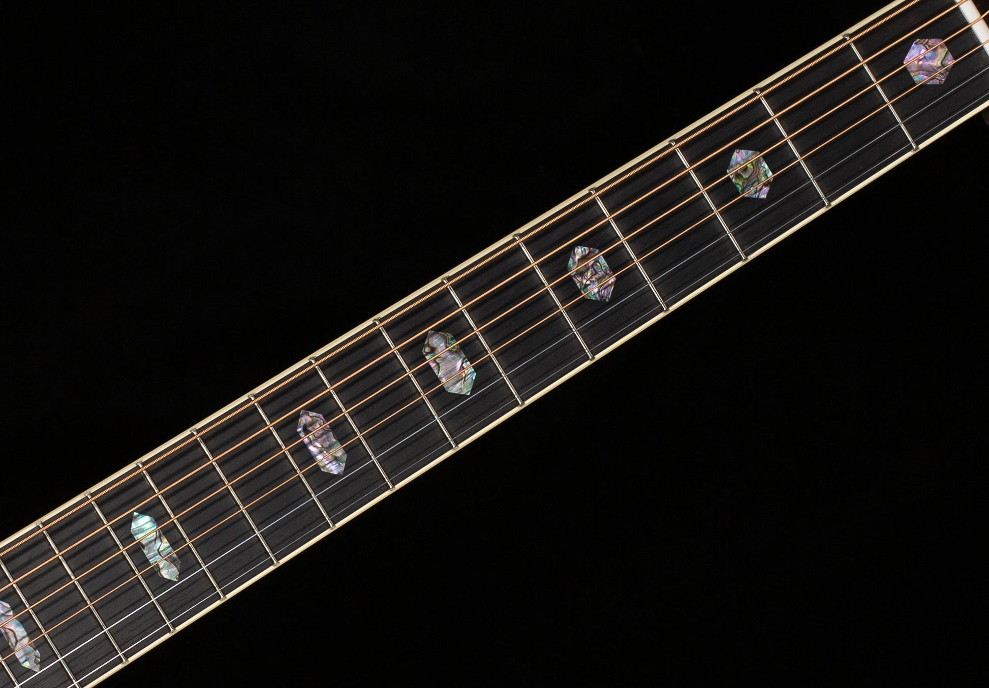 Martin D-41 Sunburst 2025 Spec (458)