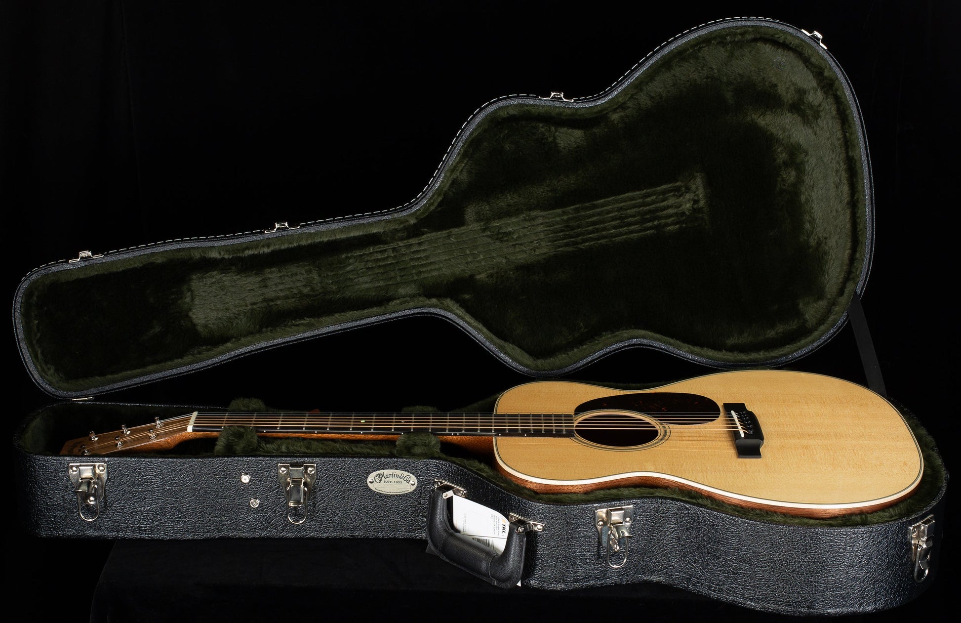 Martin Custom Shop 000 Black Walnut w/European Flame Maple Binding (497)