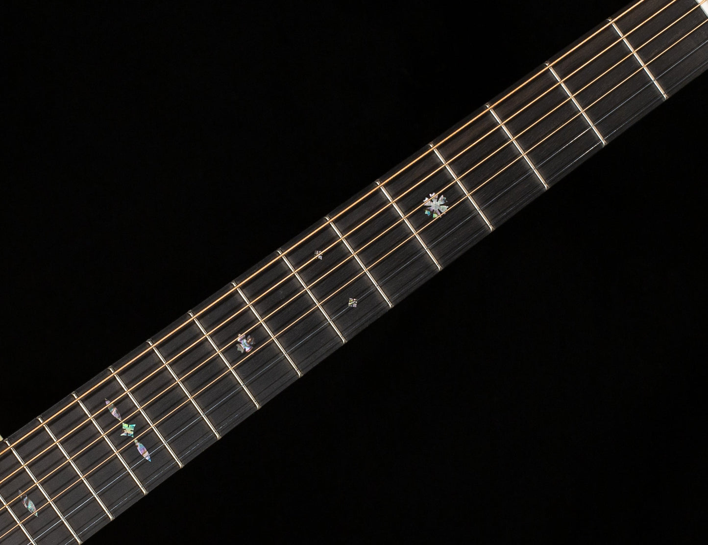 Martin 000-EC 30th Anniversary (371)