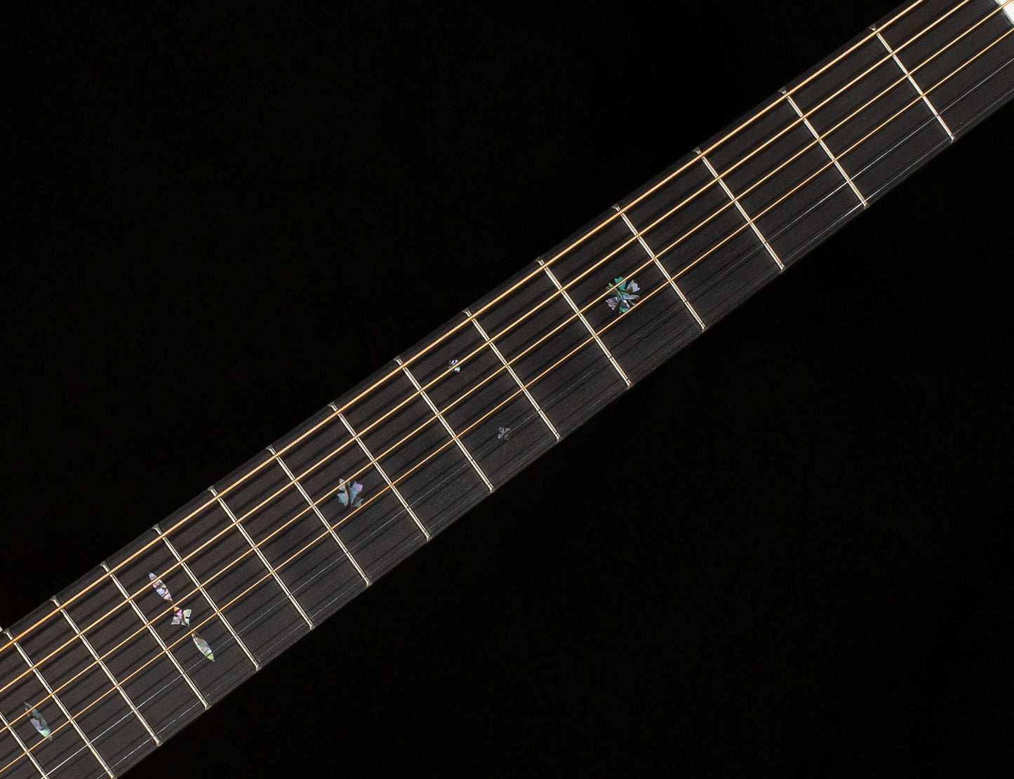 Martin 000-EC 30th Anniversary (172)