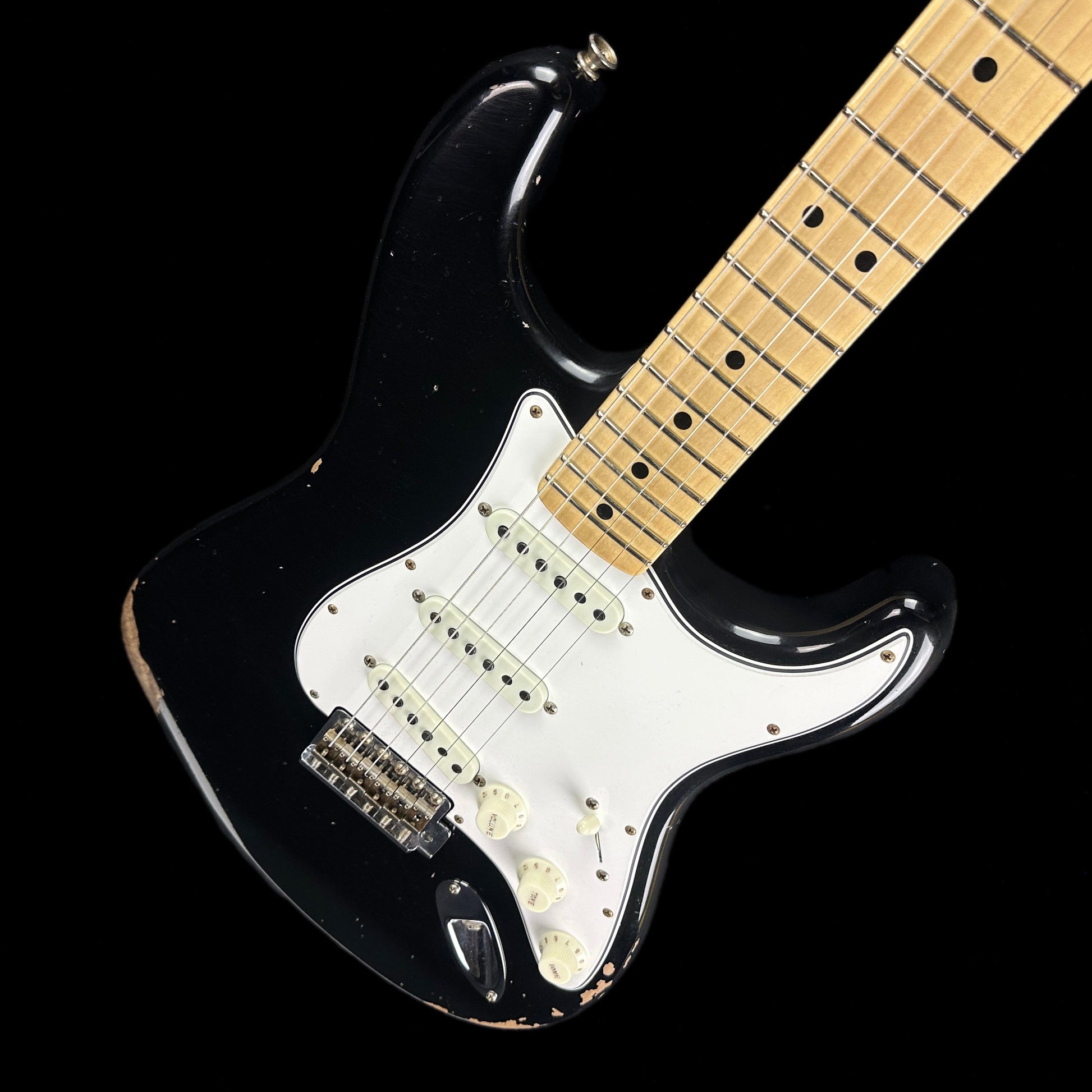 Fender Custom Shop Limited Edition 1968 Stratocaster Relic Aged Black w/case