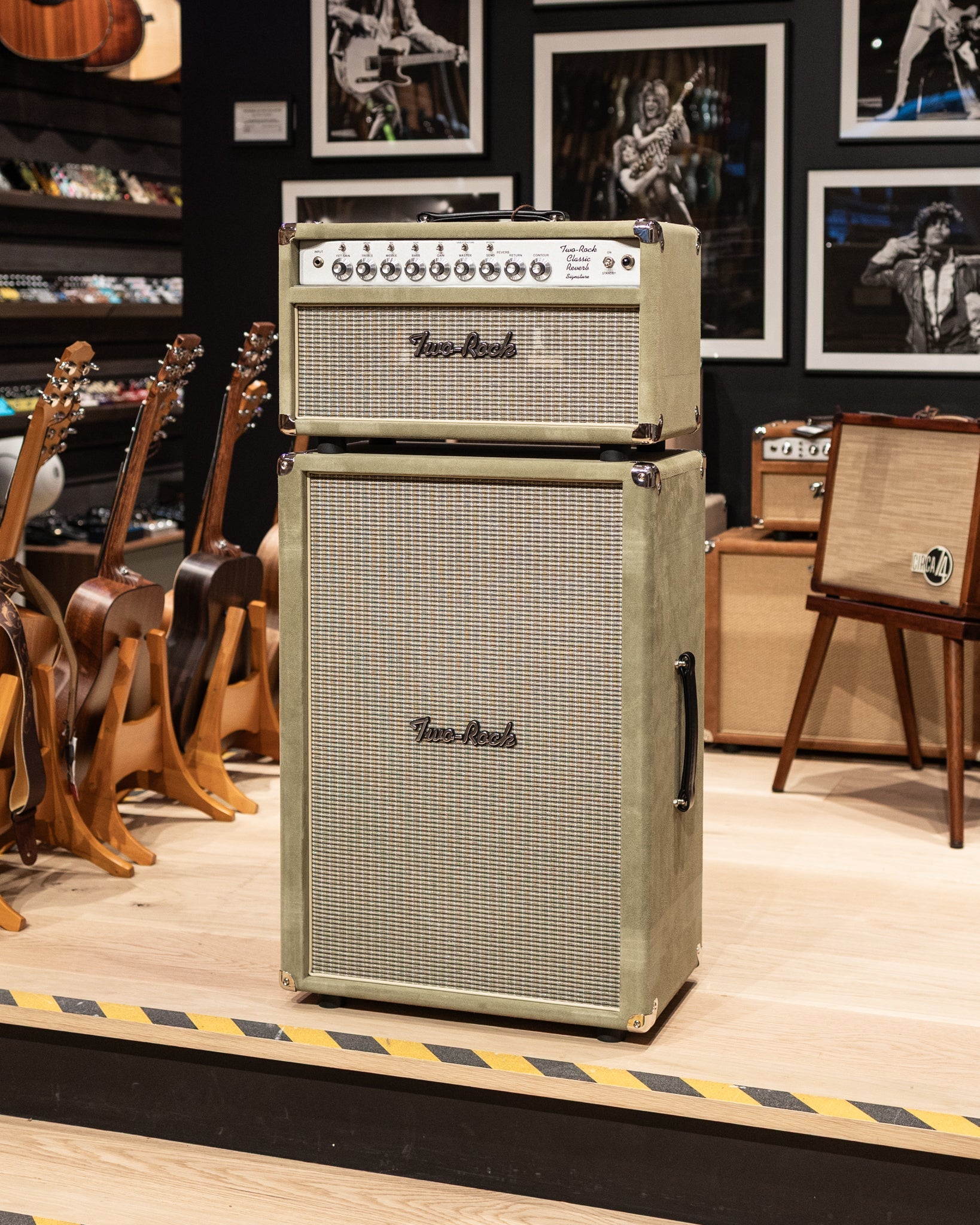 Two-Rock Classic Reverb Signature 100W Head + 2x12 Vertical Cabinet