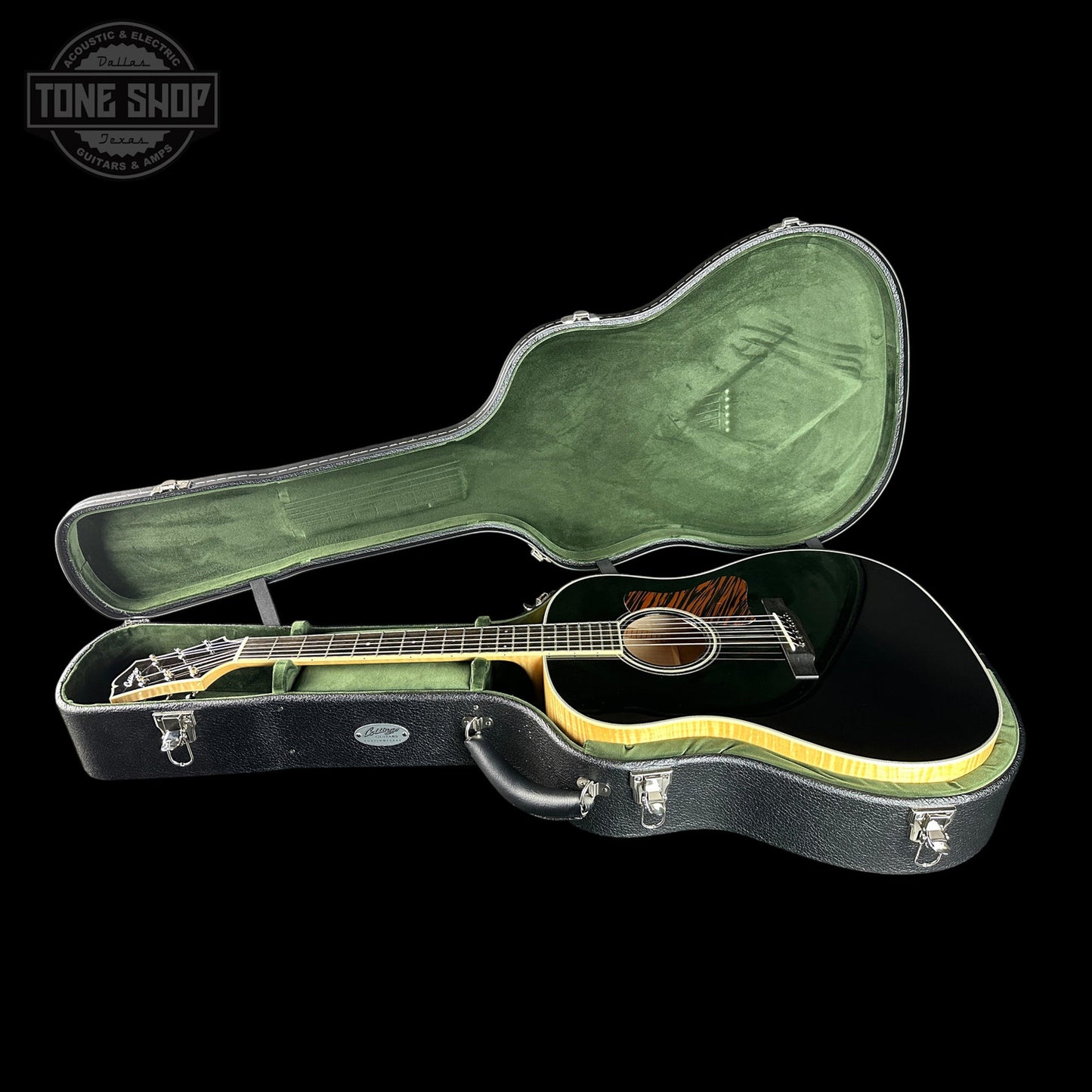 Collings CJ Jet Black Top Tigerstripe Pickguard Sitka/Maple w/Case 36567