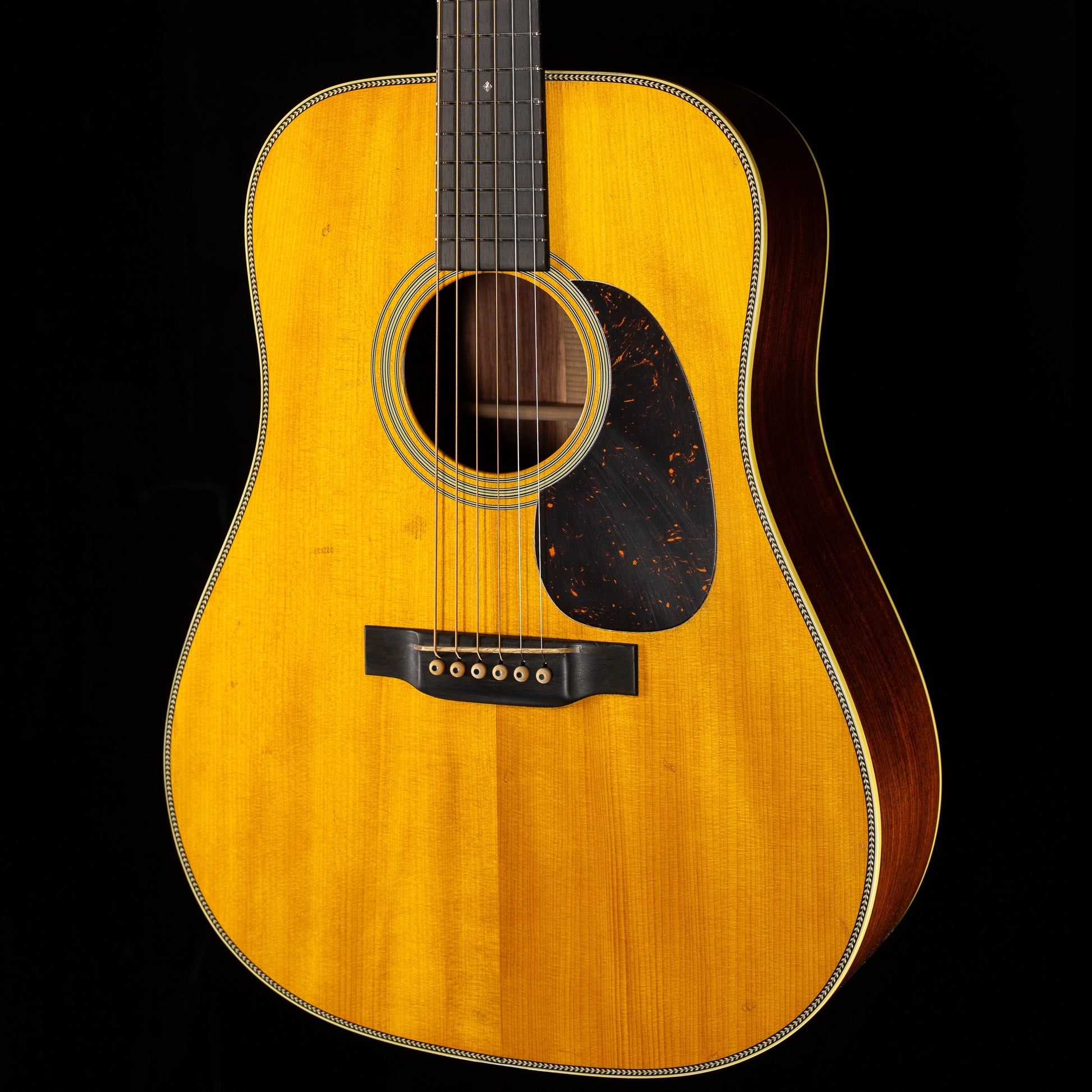 Martin D-28 Authentic 1937 Aged VTS Guatemalan Rosewood (456)