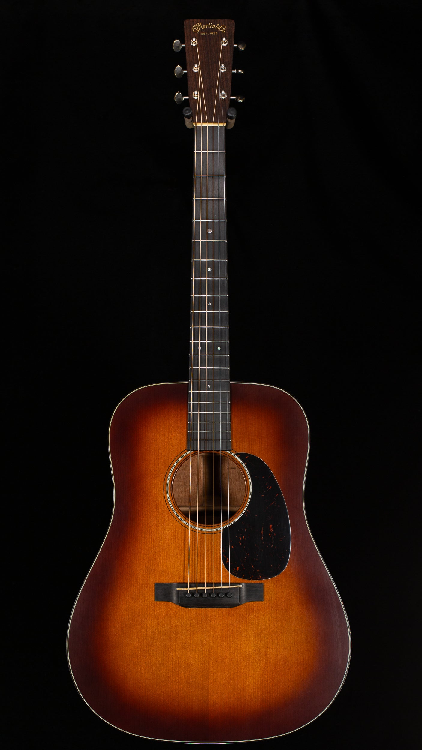 Martin Custom Shop D-18 Authentic 1937 Ambertone Stage 1 Aging (045)
