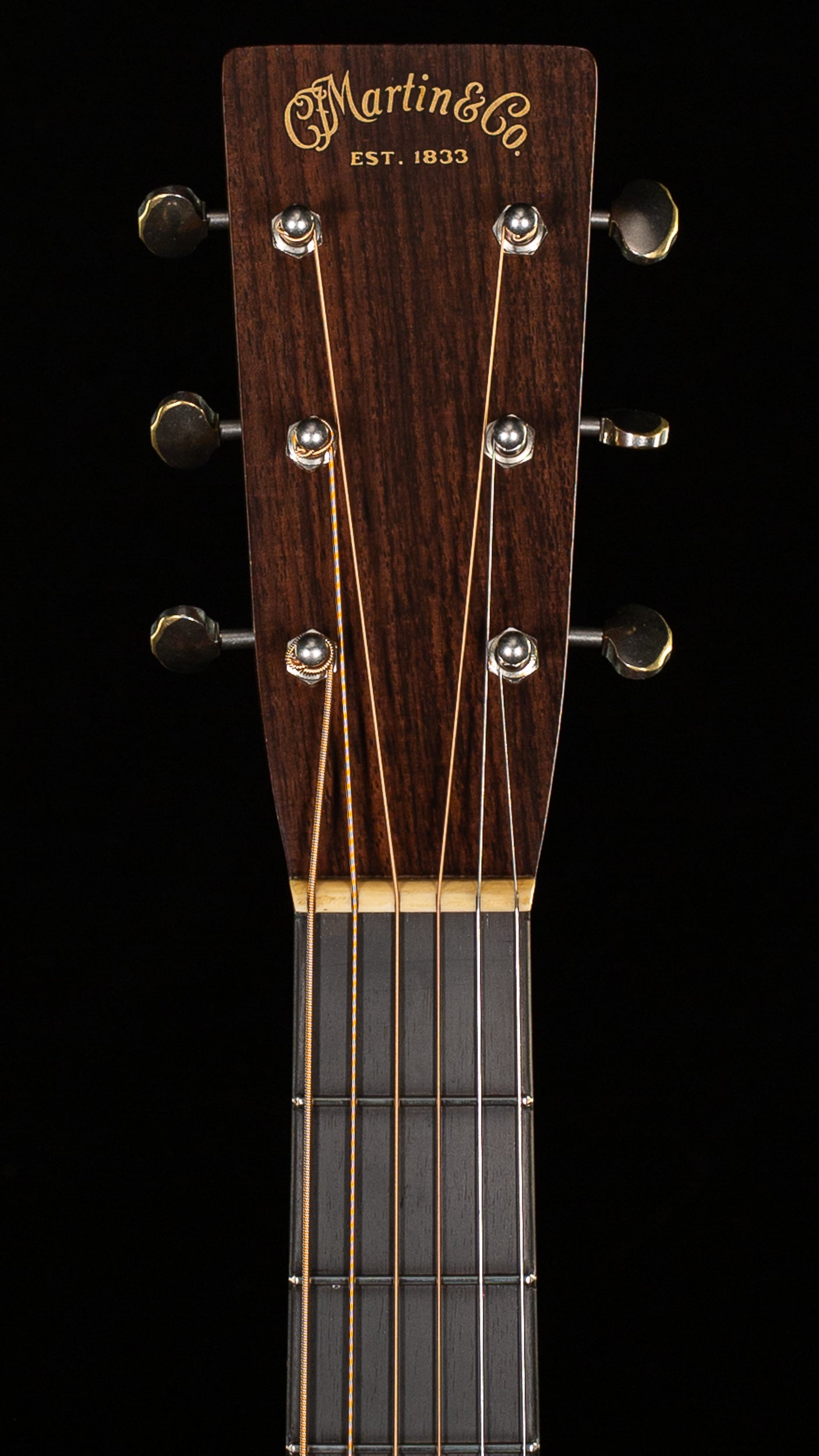 Martin Custom Shop D-18 Authentic 1937 Ambertone Stage 1 Aging (045)
