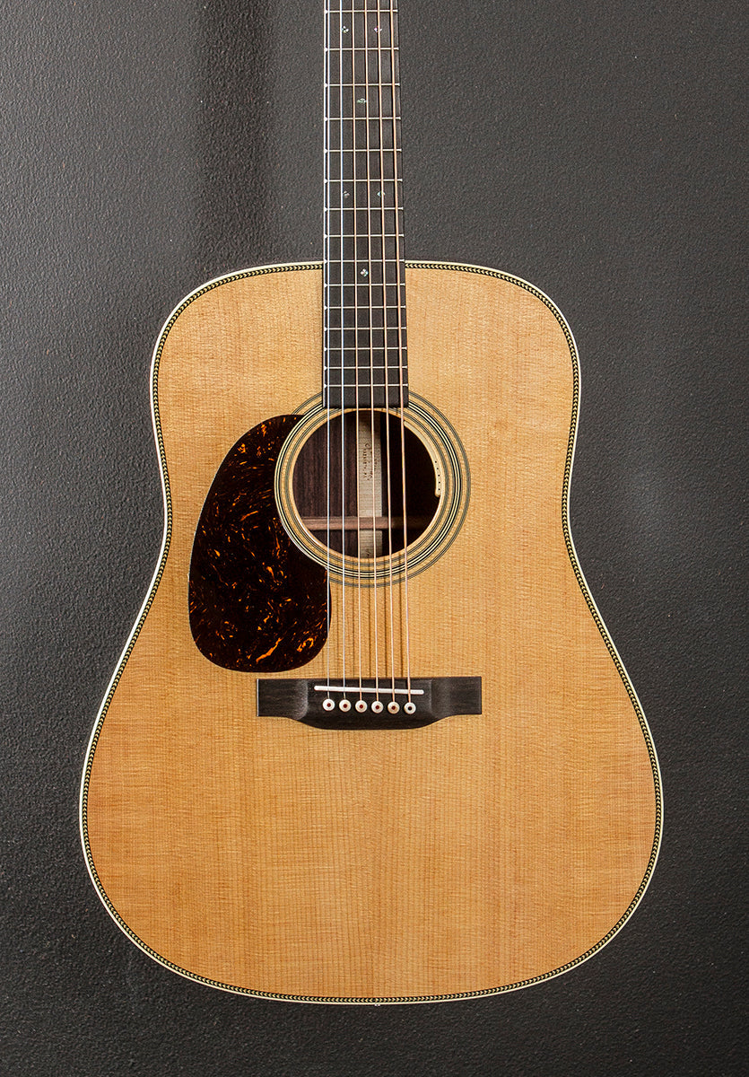 New for 2025 HD-28E w/LR Baggs Anthem Left Hand- Gloss Natural