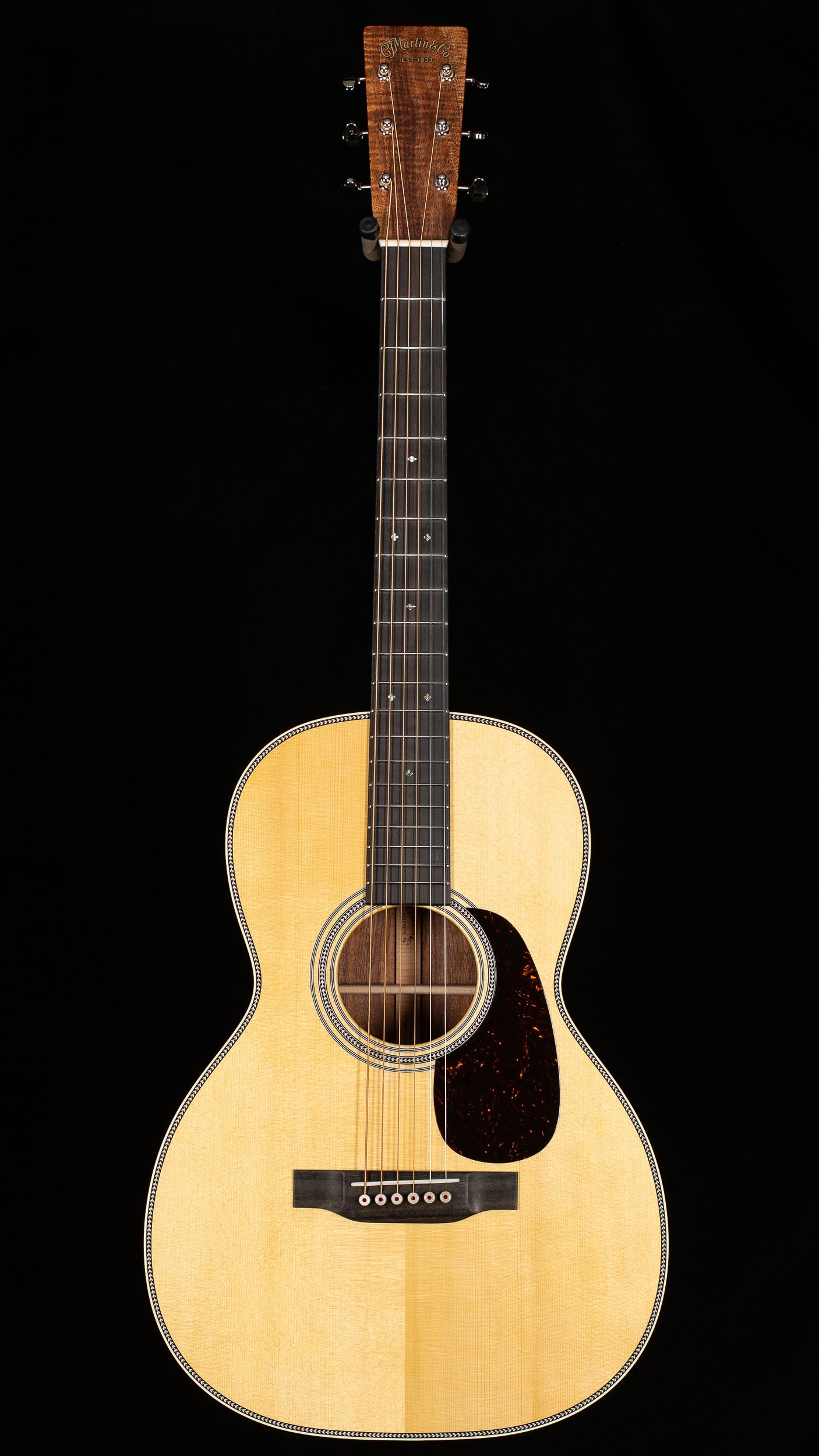 Martin Custom Shop Willcutt Exclusive 00 28 Style 12-Fret Italian Alpine Spruce/Broad Figure Koa (694)