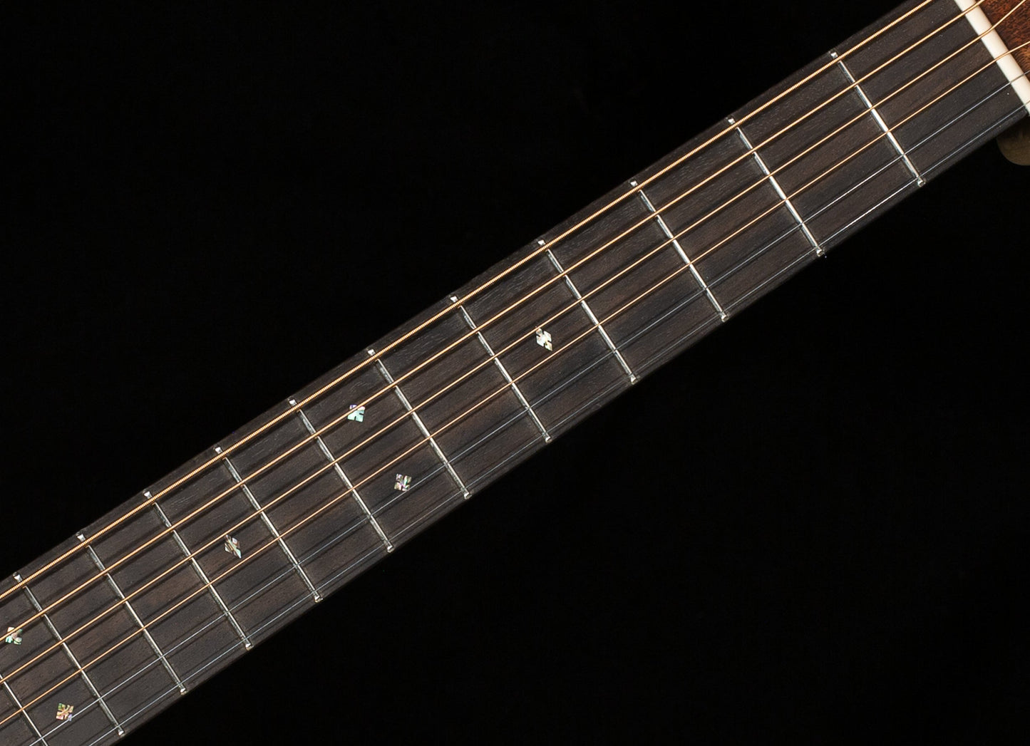 Martin Custom Shop Willcutt Exclusive 00 28 Style 12-Fret Italian Alpine Spruce/Broad Figure Koa (694)