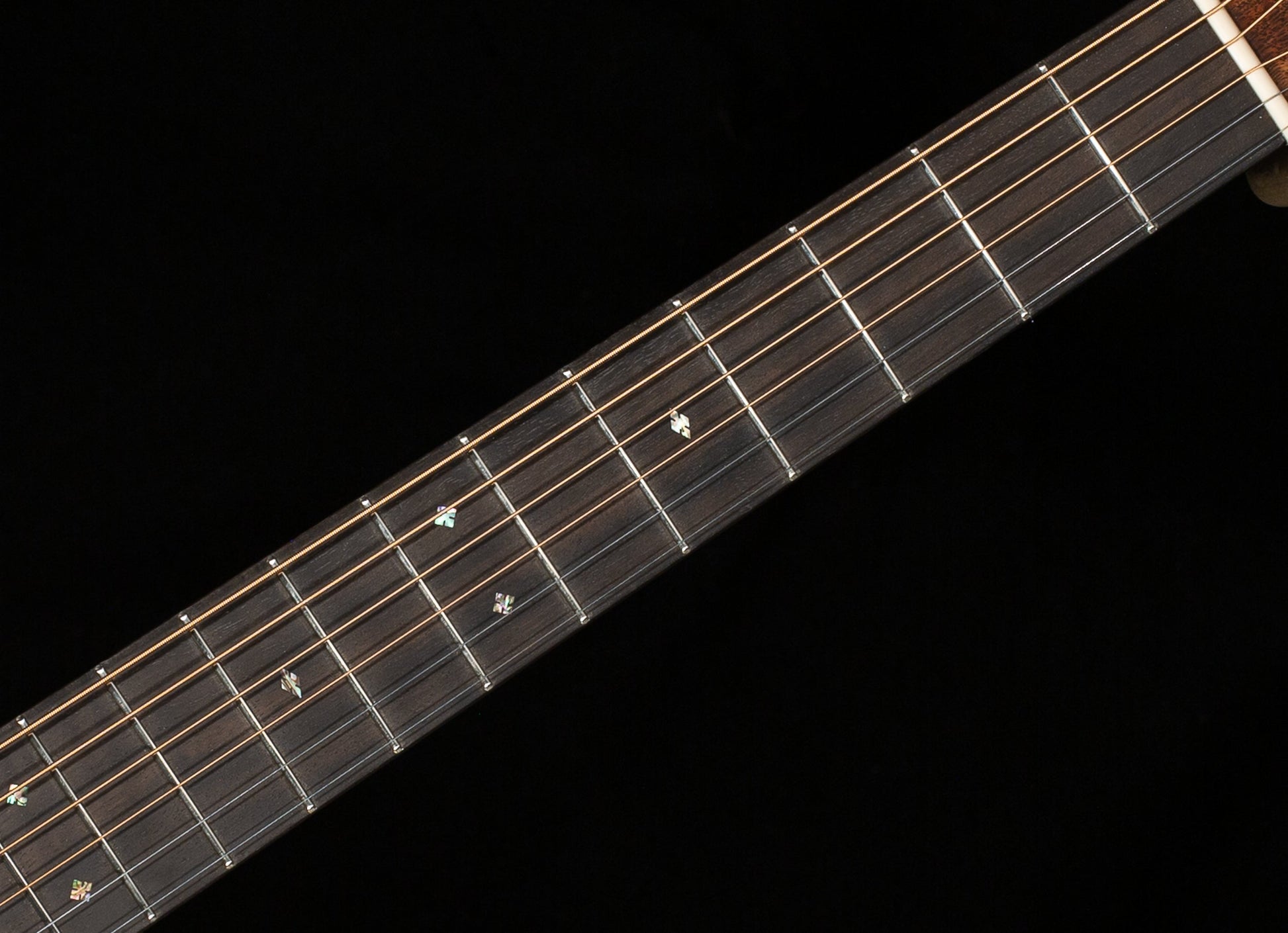 Martin Custom Shop Willcutt Exclusive 00 28 Style 12-Fret Italian Alpine Spruce/Broad Figure Koa (694)