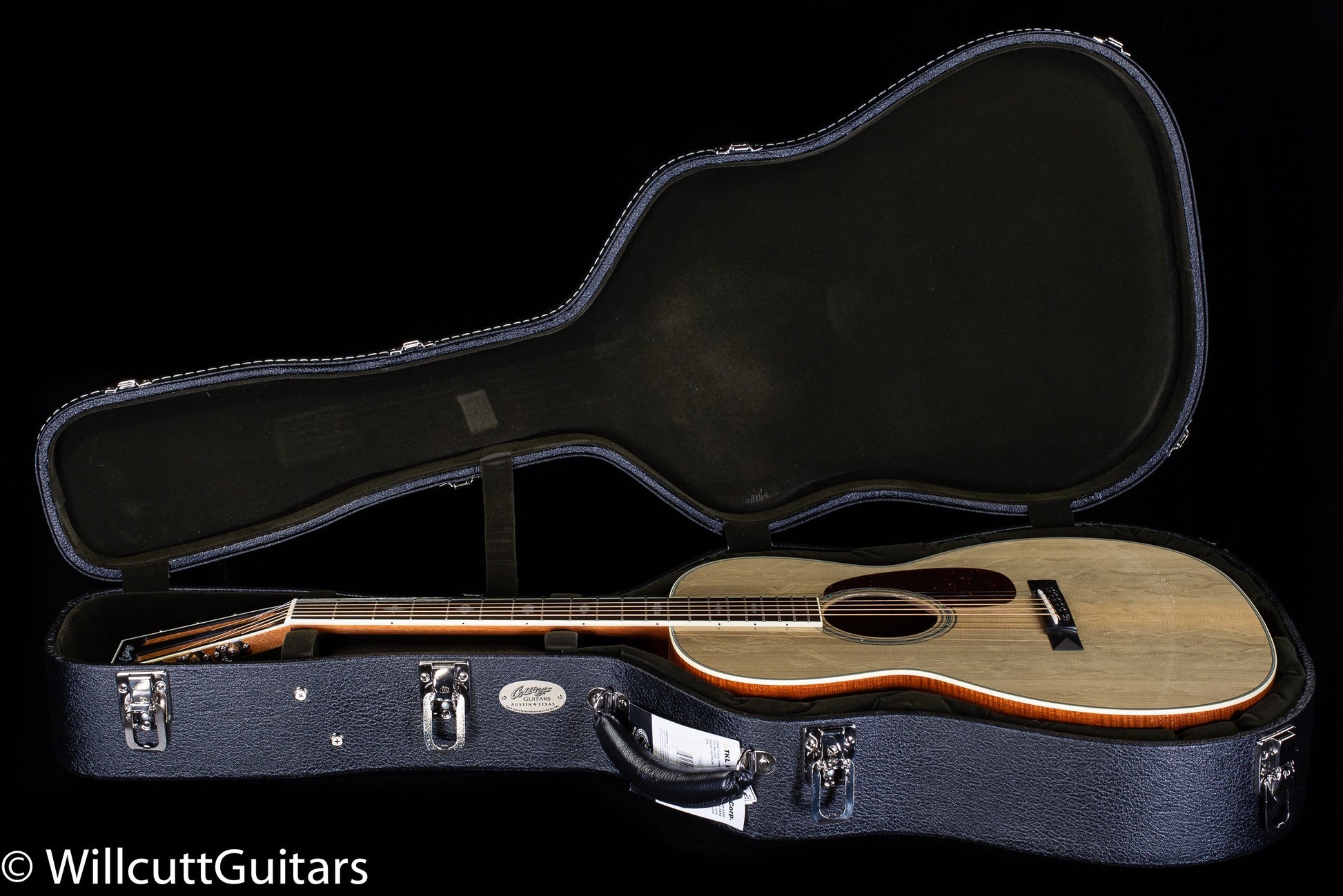 Collings 0003 Blue Spruce BearClaw