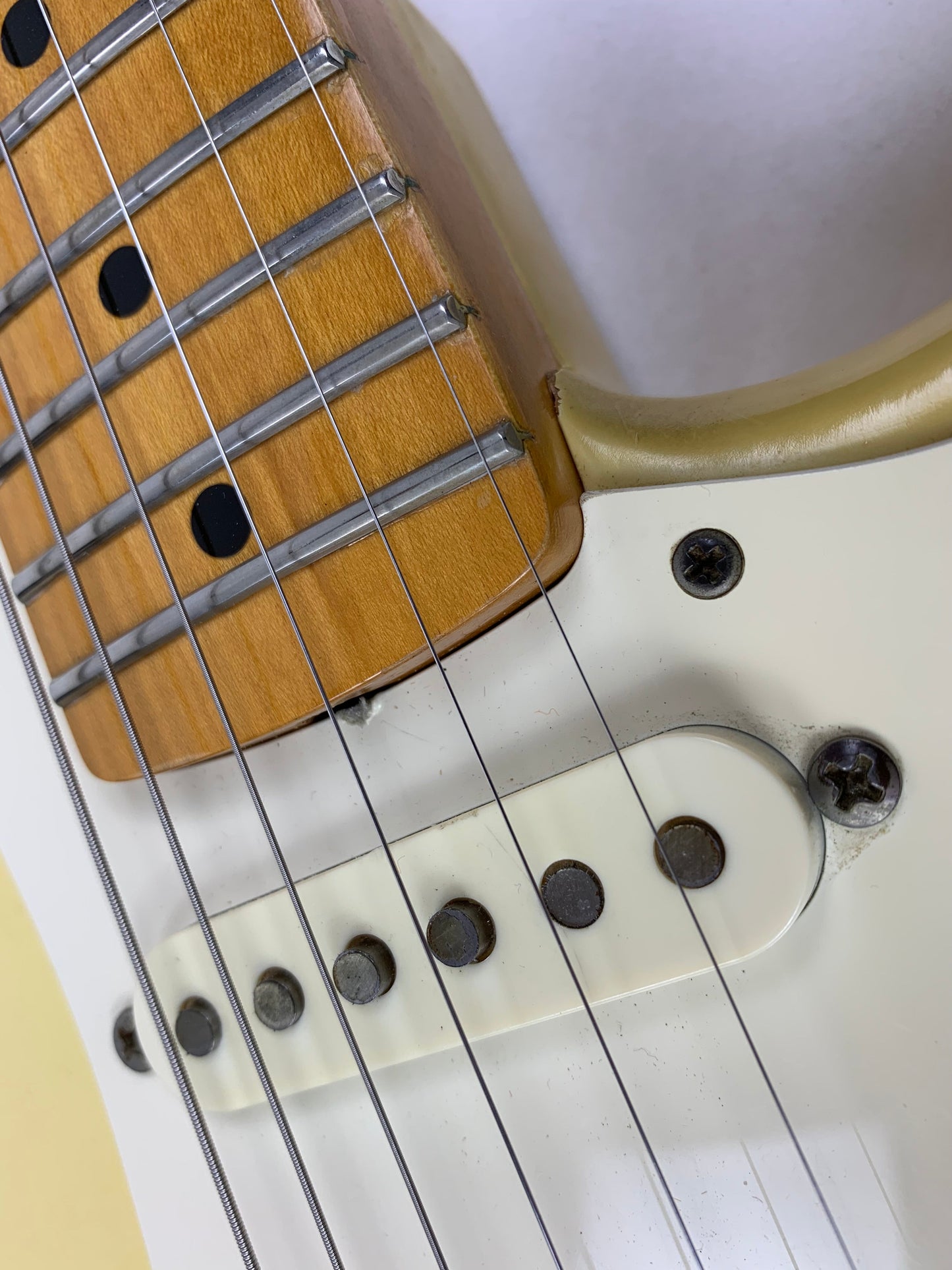 1982 Fender '57 American Vintage Reissue Fullerton Stratocaster 1957 Olympic “Vintage White” RED BOBBIN PICKUPS Very Early RI! AVRI