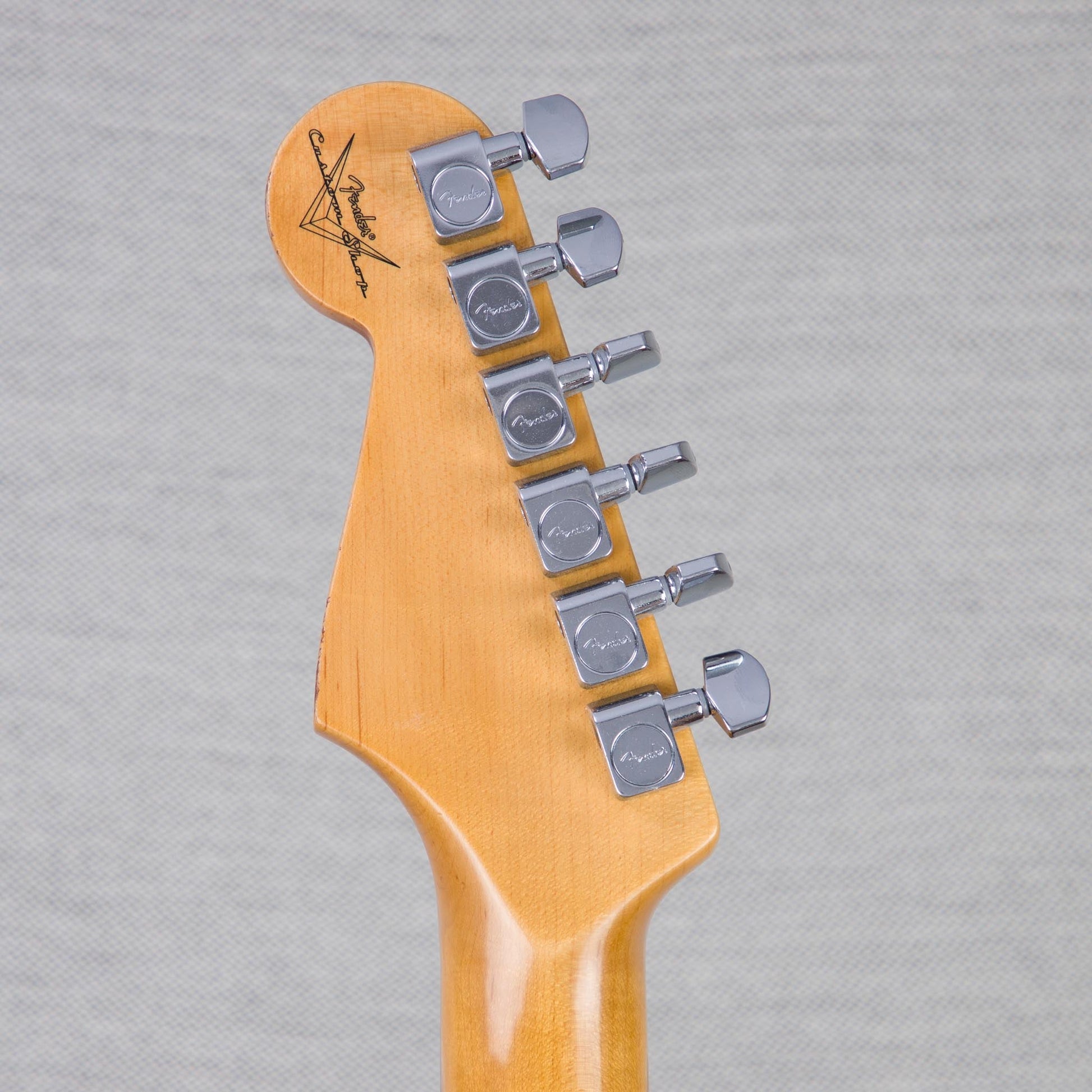 Fender Custom Shop Deluxe Stratocaster Electric Guitar Closet Classic - Vintage White - #R143612