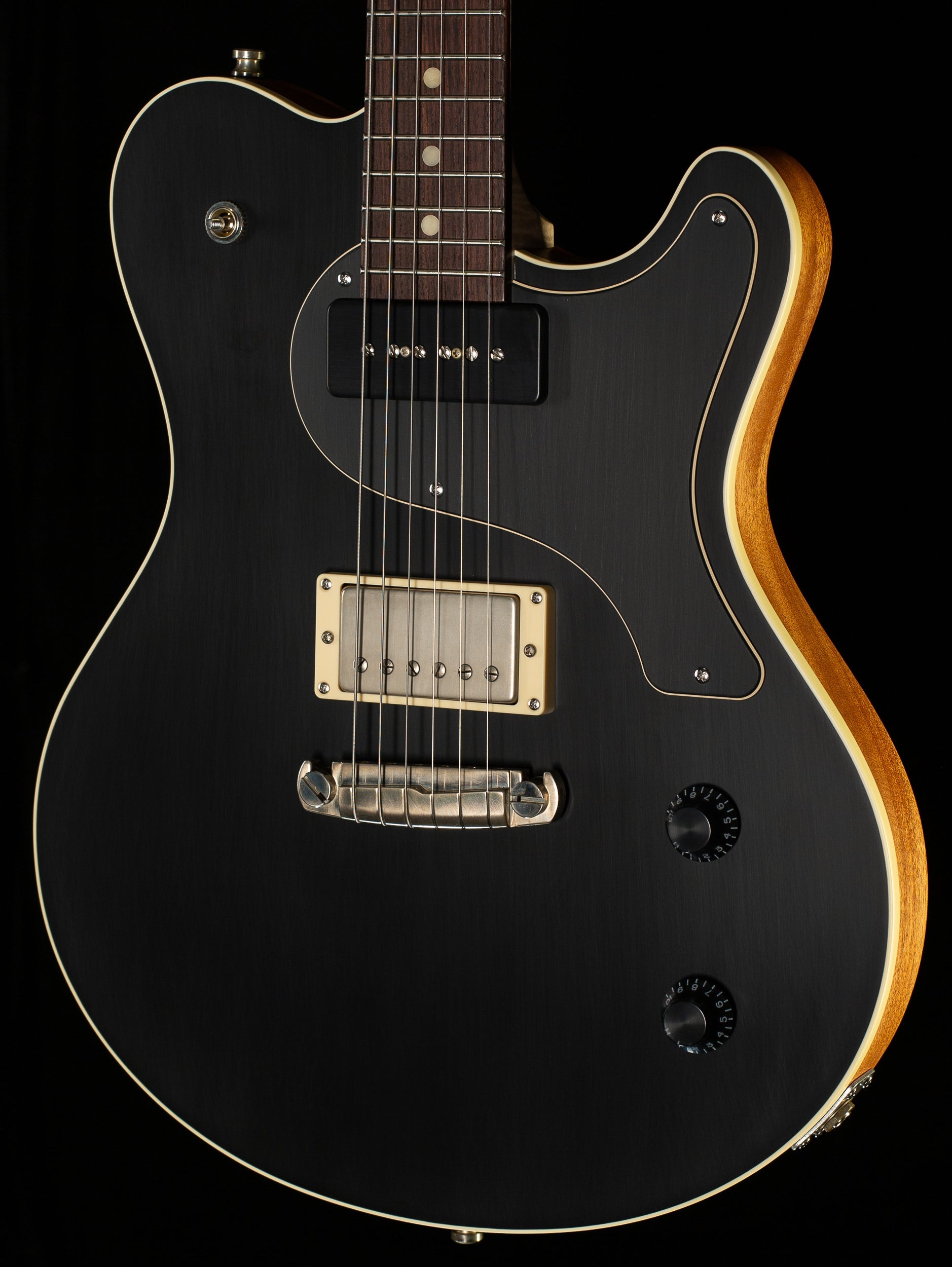 Nik Huber Krautster III Worn Onyx (463)