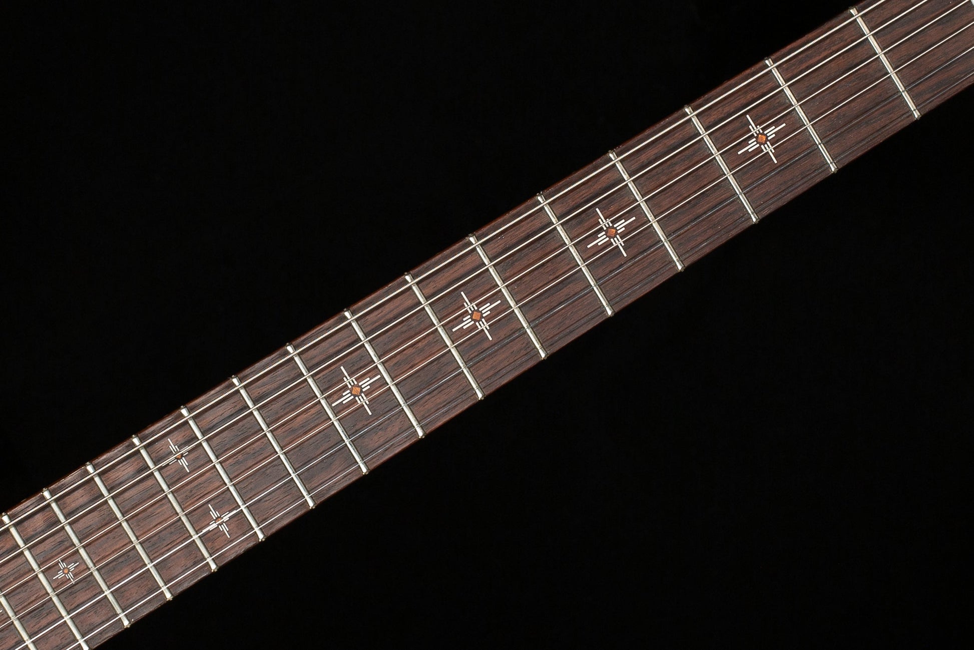 Knaggs Influence Chena A H Black Spruce Top (496)