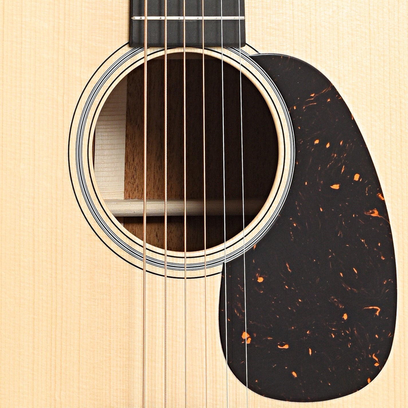 Martin Custom Shop D-18 Authentic 1937 Guitar & Case