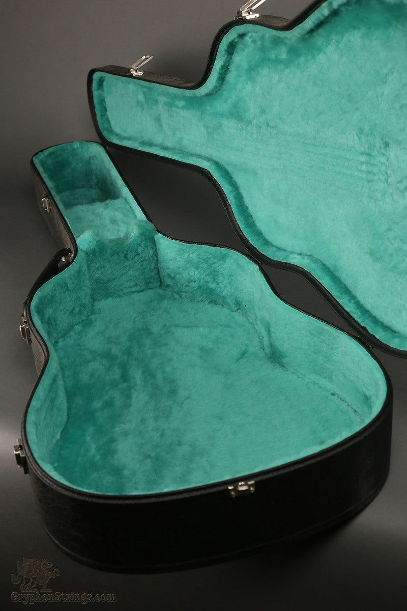 1933 Paramount Style D (made by Martin) Tenor Guitar Used