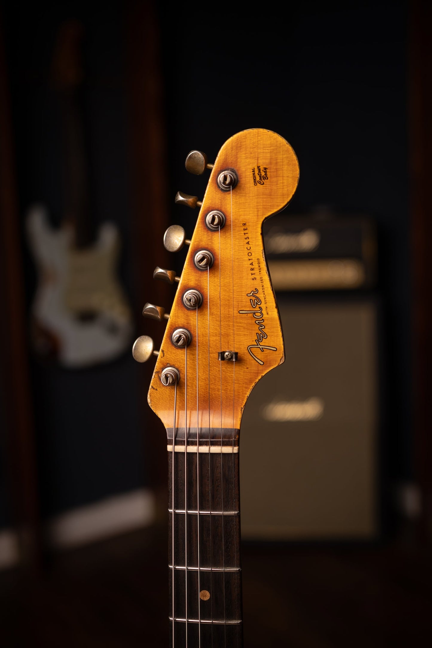 Fender Custom Shop 1961 Stratocaster Super Heavy Relic Electric Guitar - Aged Dakota Red over 3-Color Sunburst