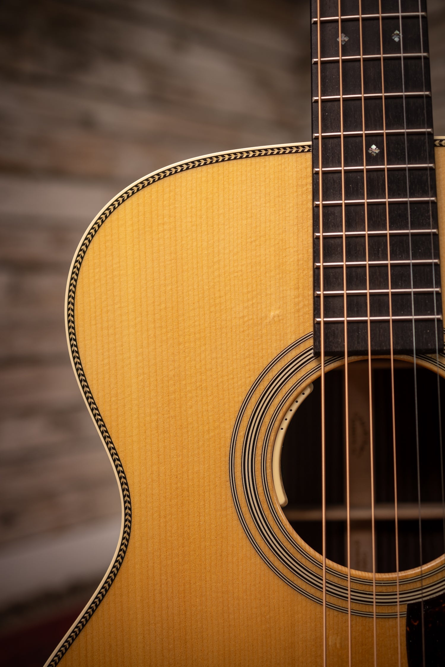 Martin OM-28E Standard L.R. Baggs Orchestra Model Acoustic-Electric Guitar  - Natural
