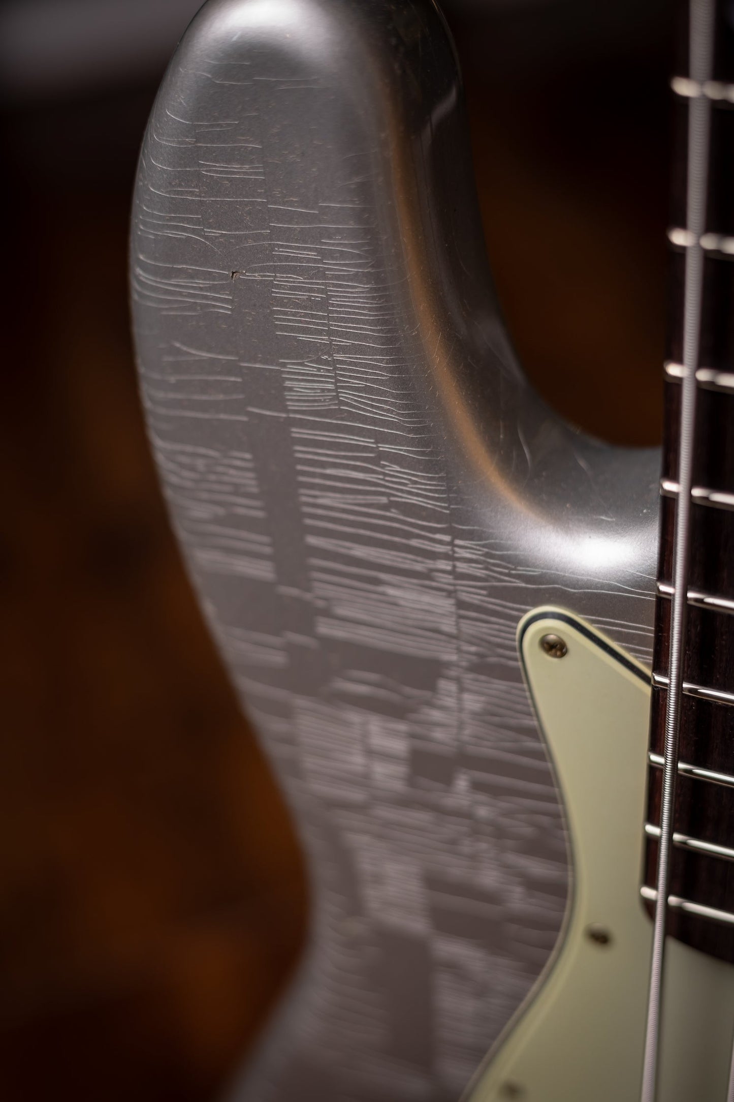 Fender Custom Shop 1965 Jazz Bass Journeyman Relic - Faded Inca Silver