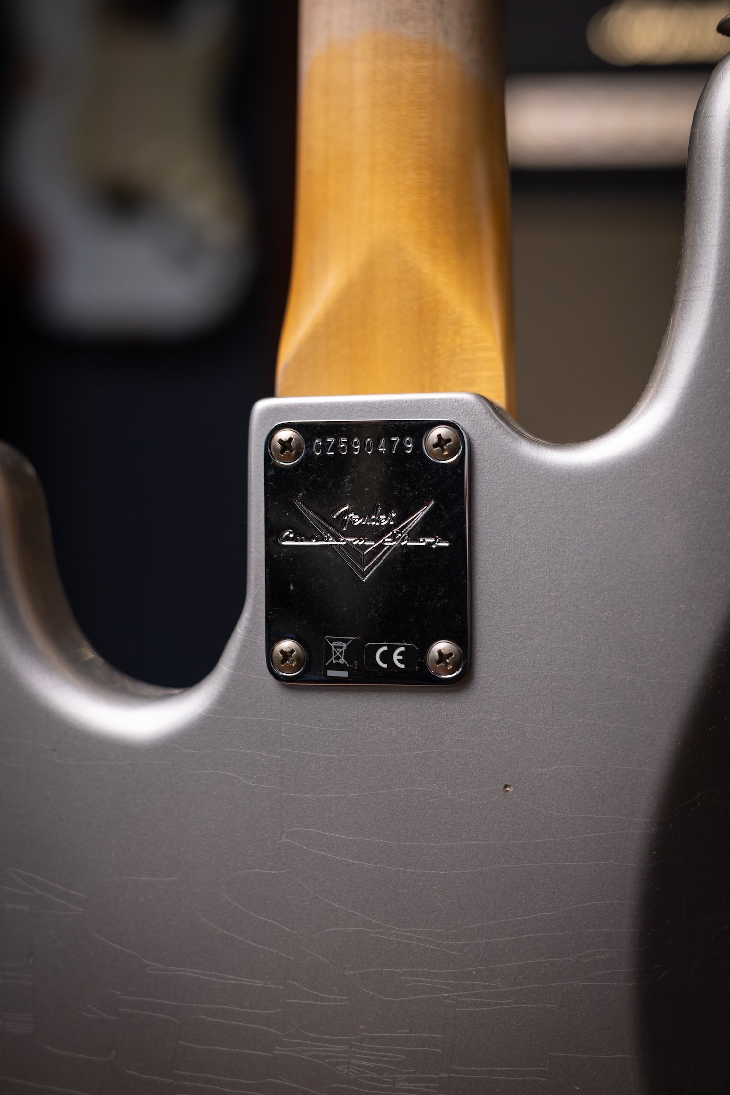 Fender Custom Shop 1965 Jazz Bass Journeyman Relic - Faded Inca Silver
