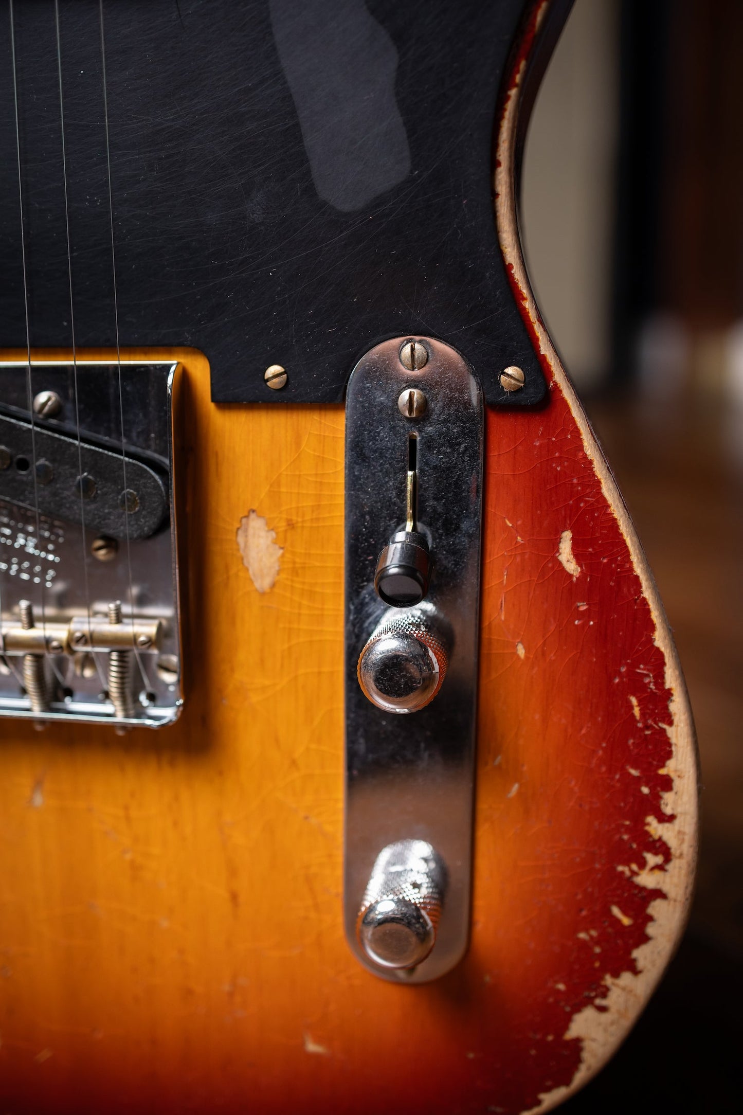 Fender Custom Shop 1952 Telecaster Super Heavy Relic Electric Guitar - Aged Cherry Sunburst