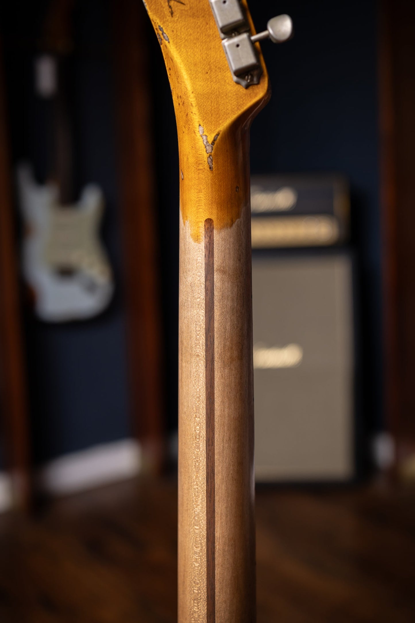 Fender Custom Shop 1952 Telecaster Super Heavy Relic Electric Guitar - Aged Cherry Sunburst