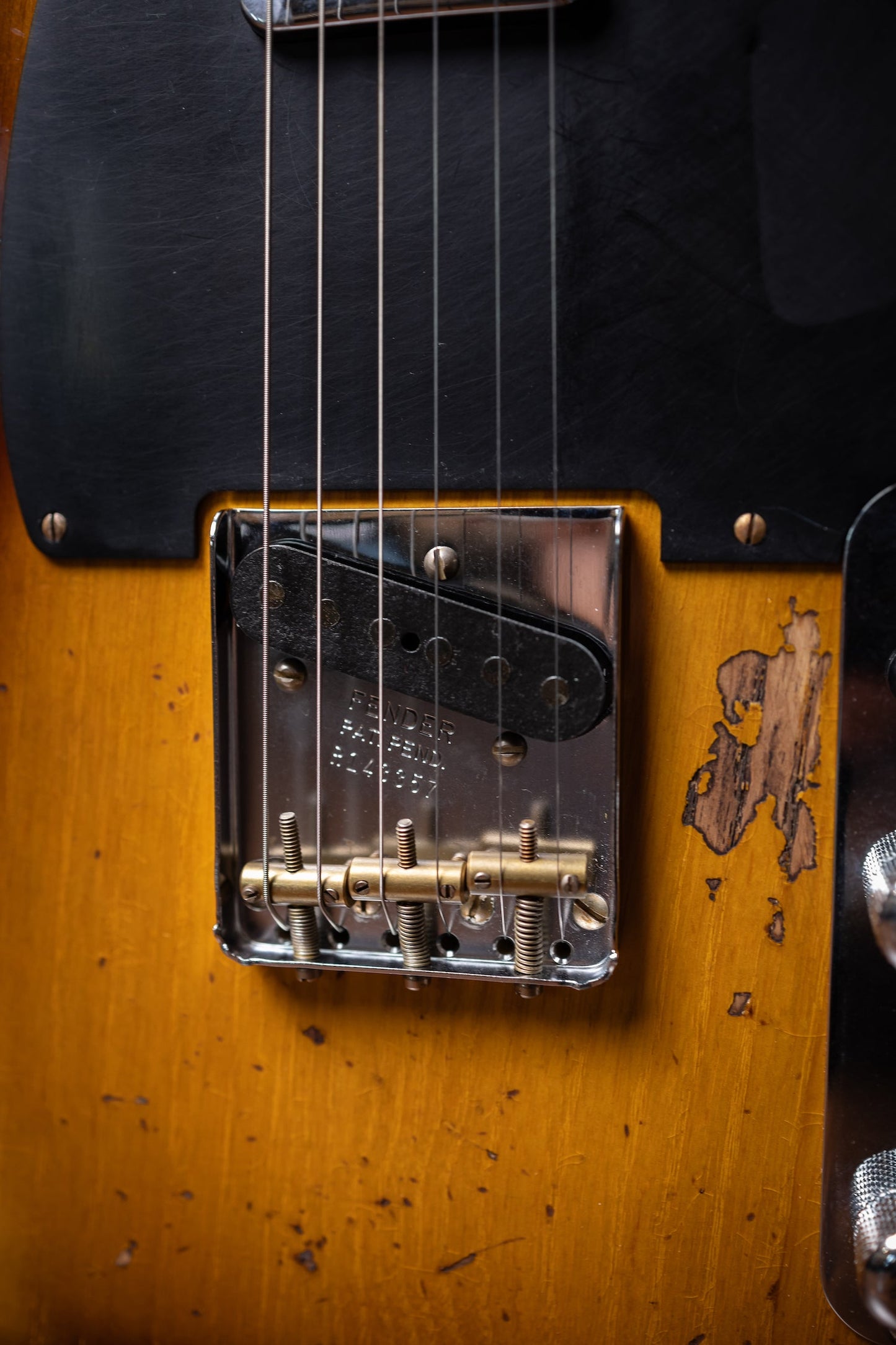 Fender Custom Shop 1951 Telecaster Nocaster Heavy Relic - 2-Color Sunburst