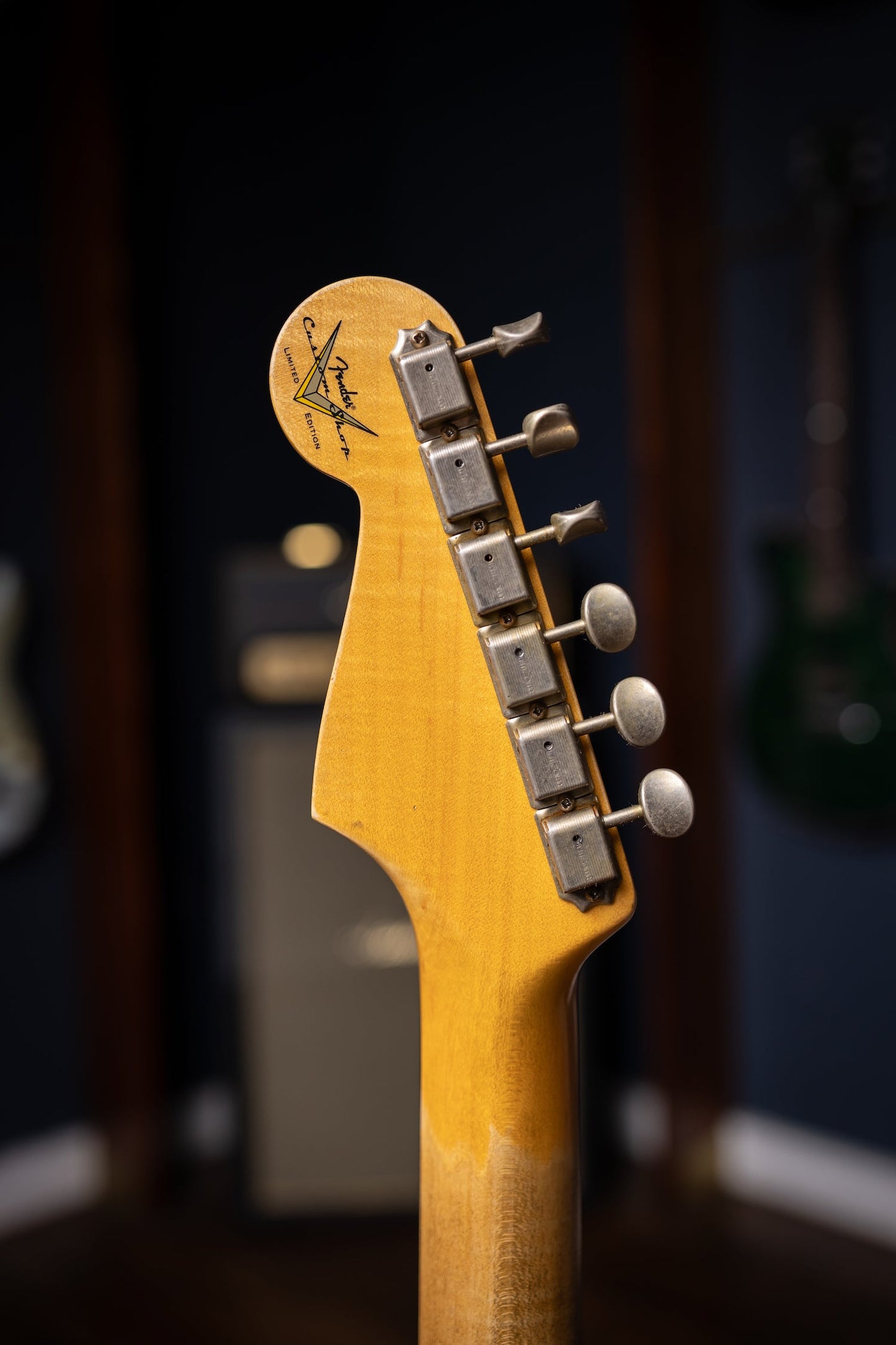 Fender Custom Shop Limited Edition '59 Strat HSS Heavy Relic - Black Pearl over Midnight Wine
