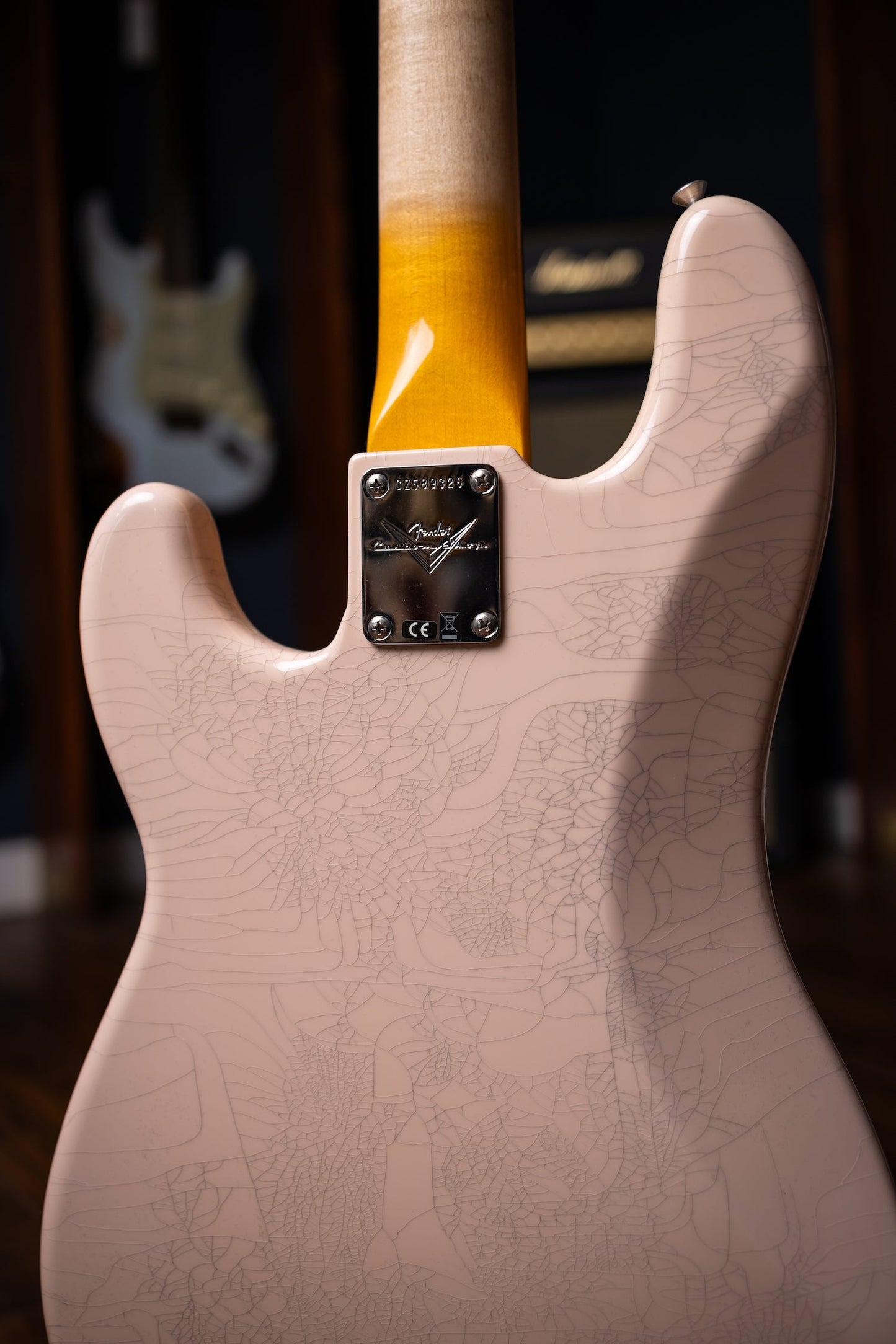 Fender Custom Shop 1960 Precision Bass DLX Closet Classic - Faded Aged Shell Pink