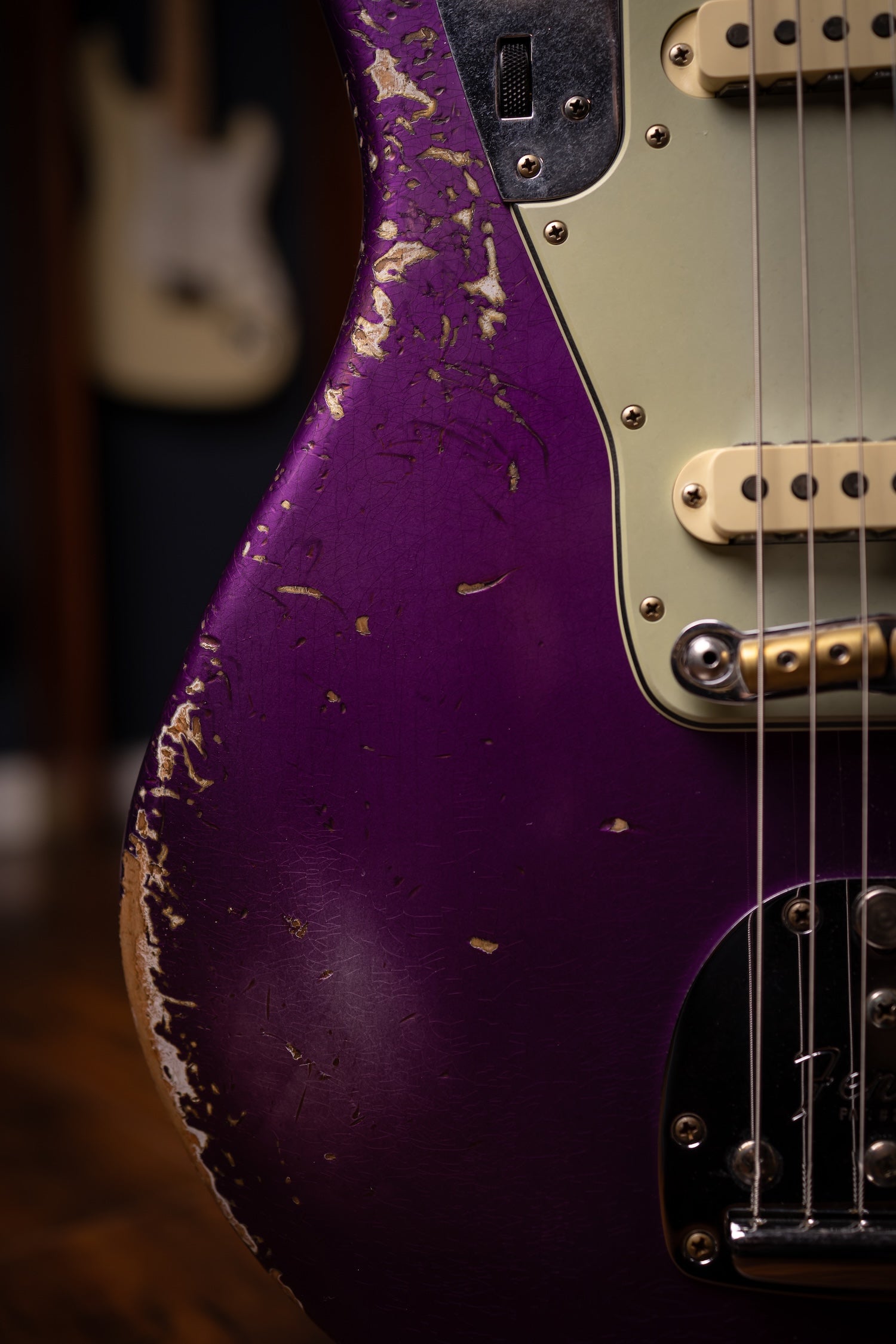 Fender Custom Shop 1965 Jaguar Heavy Relic Electric Guitar - Faded Purple Metallic
