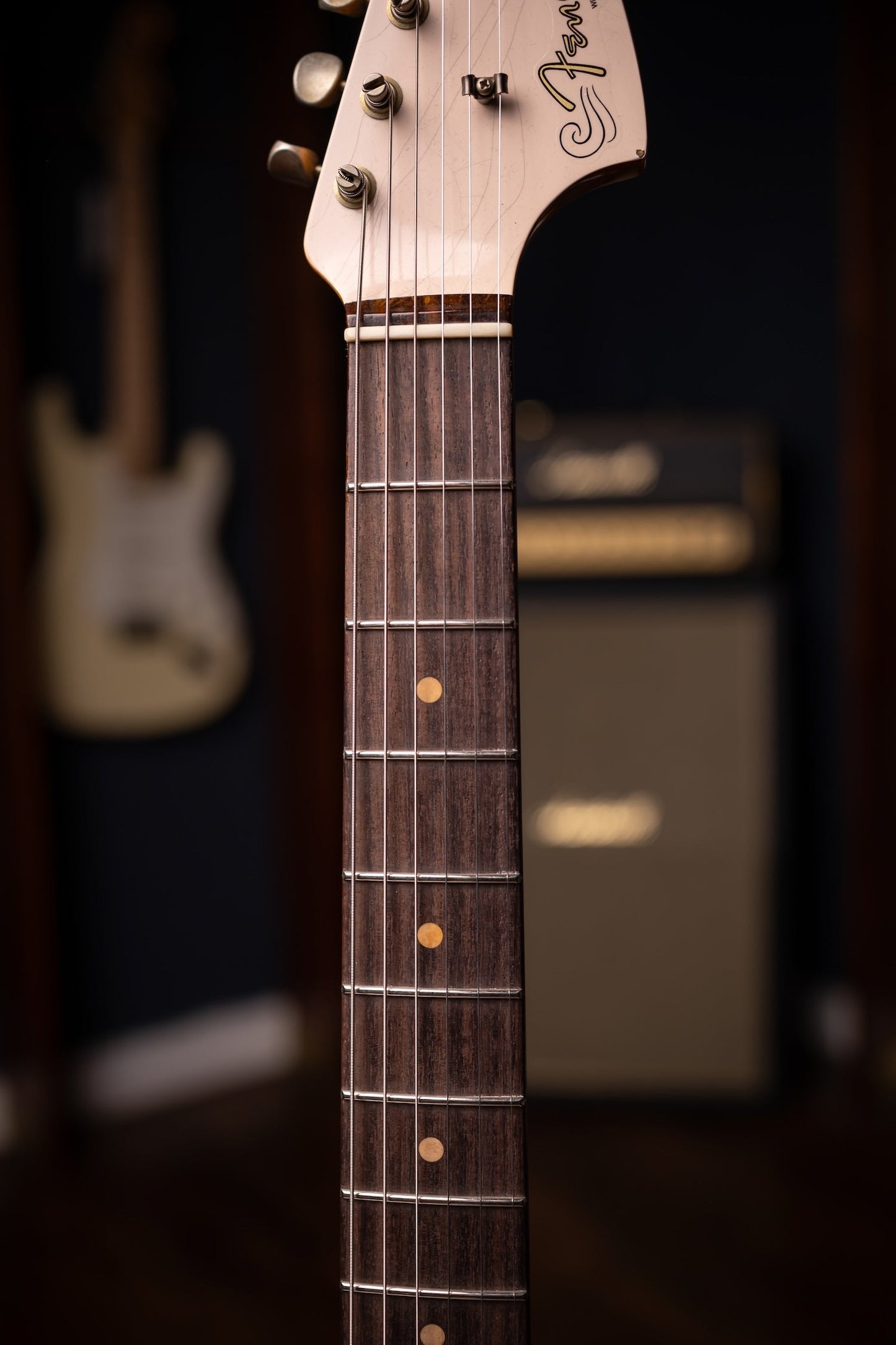 Fender Custom Shop 1963 Jazzmaster Relic Electric Guitar - Aged Shell Pink