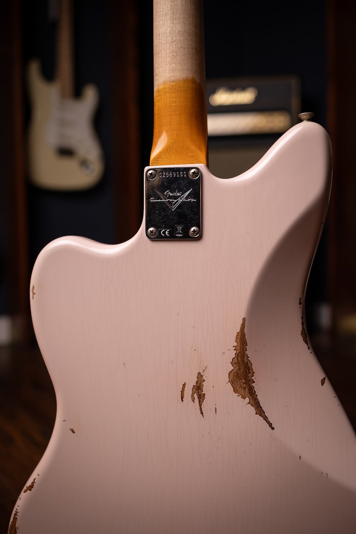 Fender Custom Shop 1963 Jazzmaster Relic Electric Guitar - Aged Shell Pink